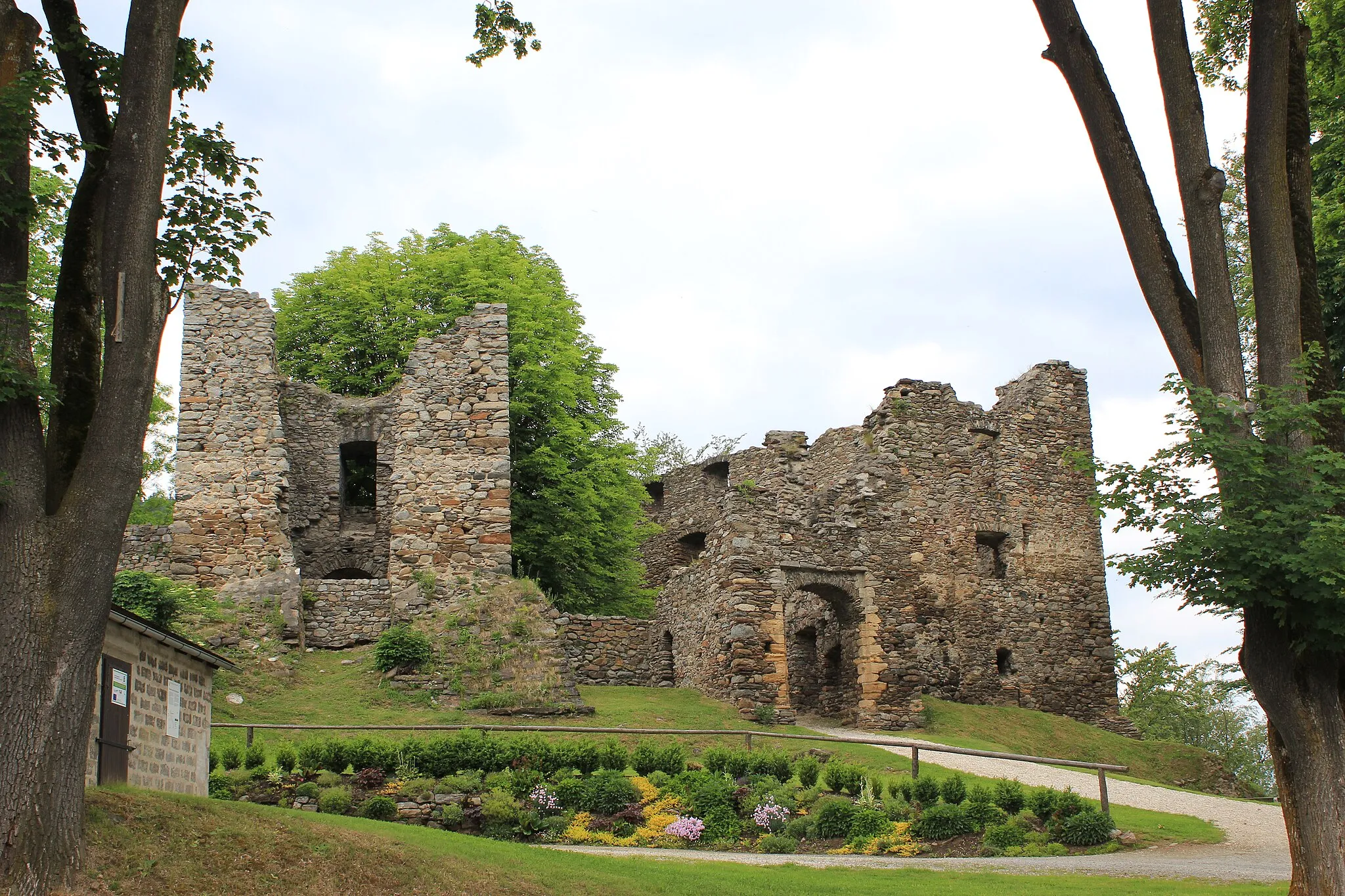 Photo showing: Gorman castle in Bad Sankt Leonhard im Lavanttal
