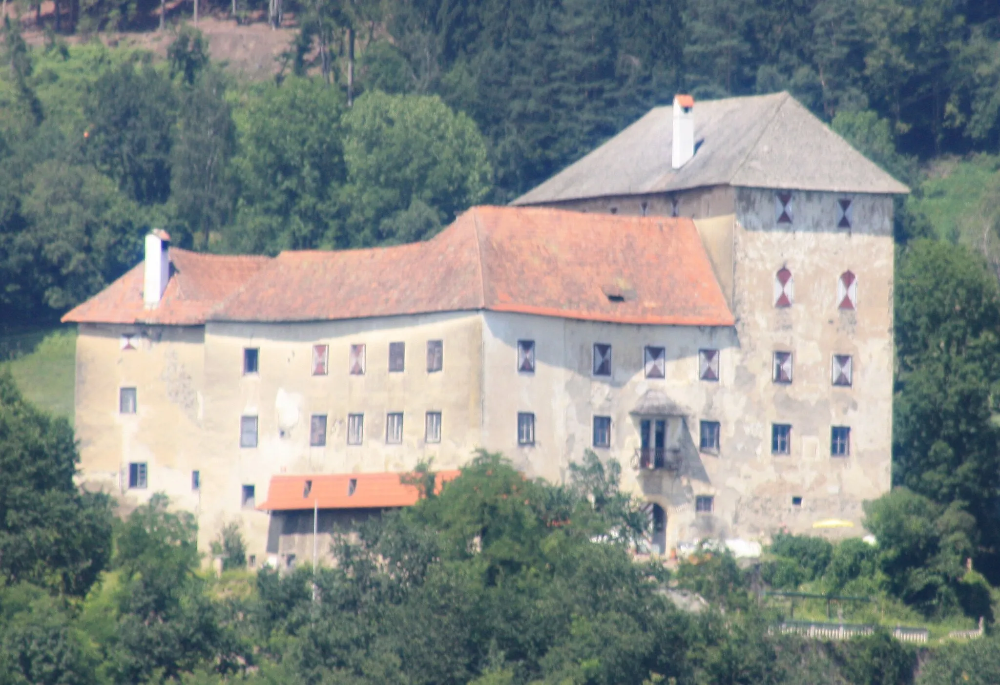 Photo showing: Neudenstein castle
Locality:Neudenstein

Community:Völkermarkt