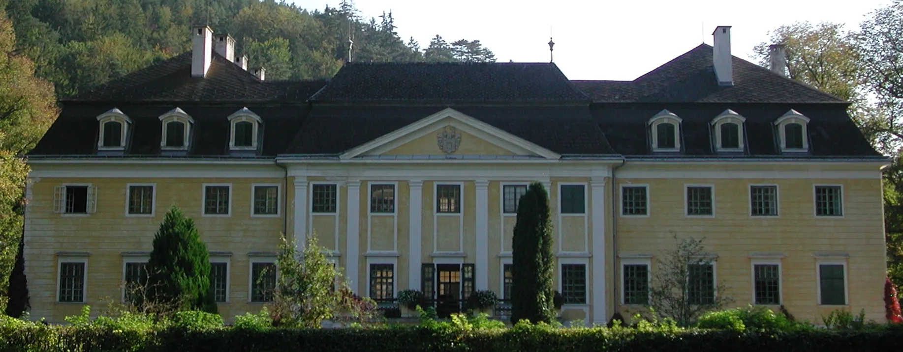 Photo showing: Schloss Gutenstein, Front