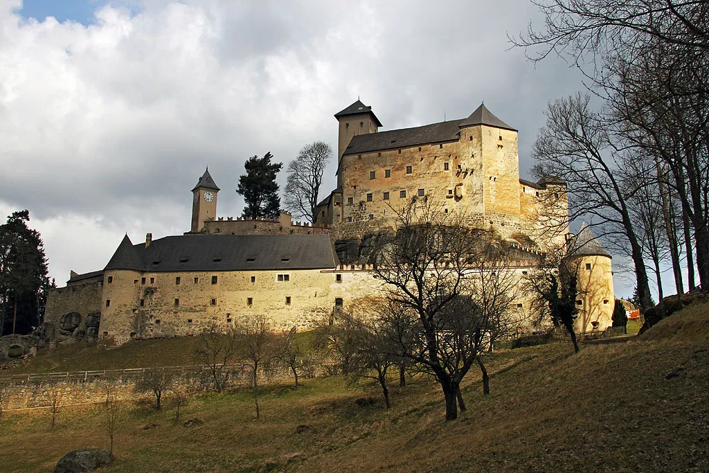 Photo showing: Rappottenstein castle from the SW