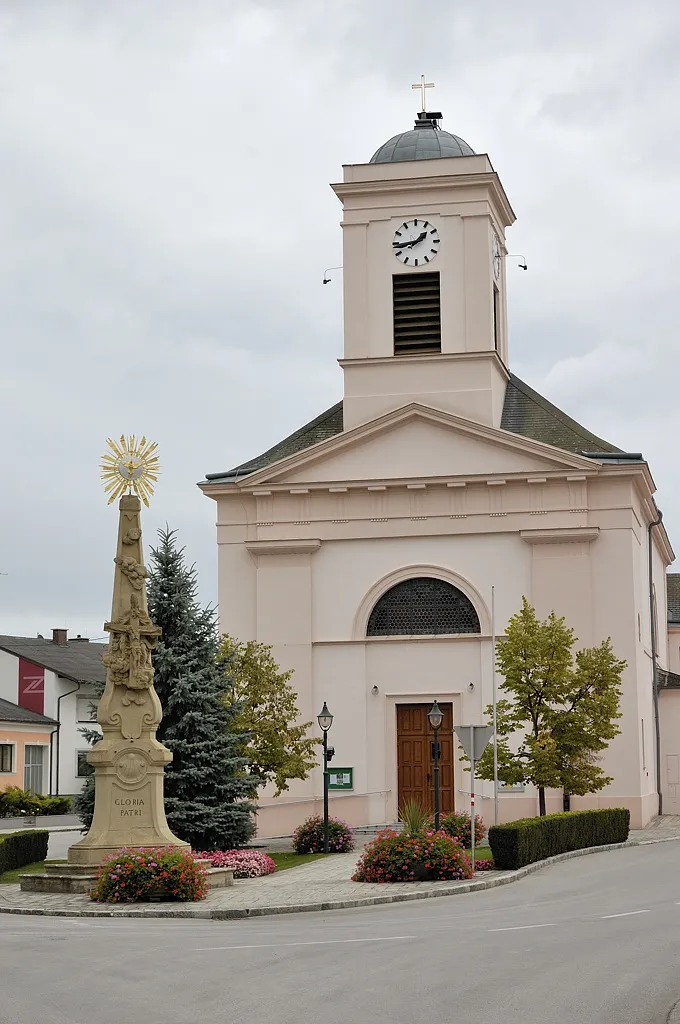 Photo showing: Kath. Pfarrkirche hl. Johannes der Täufer