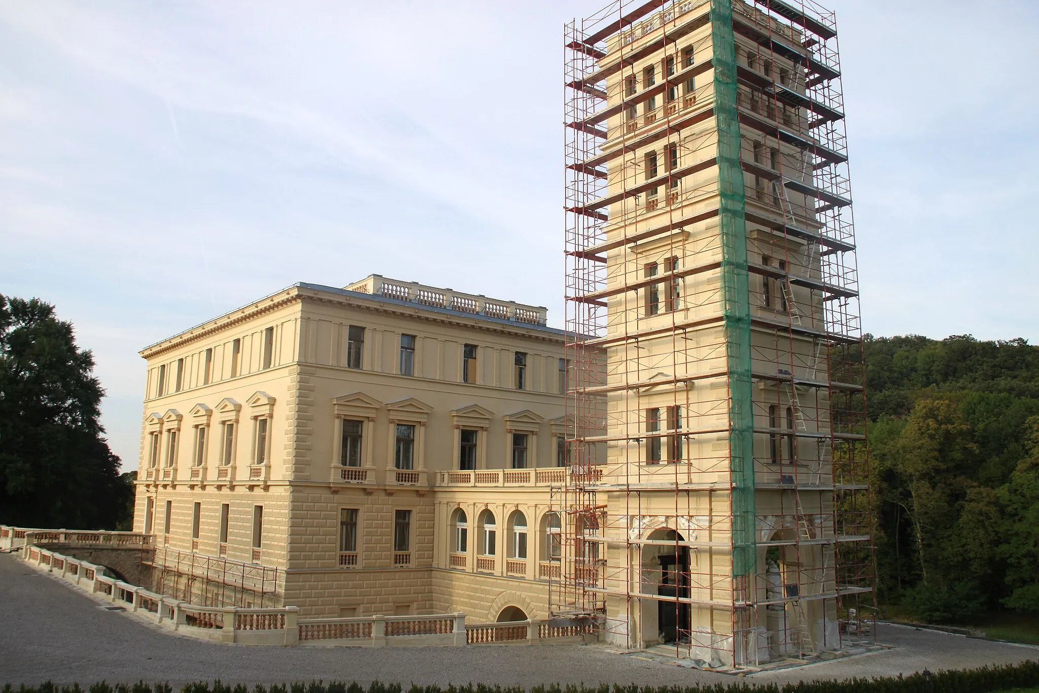 Photo showing: Schloss Rappoltenkirchen, von Theophil Hansen neoklassizistisch umgestaltet