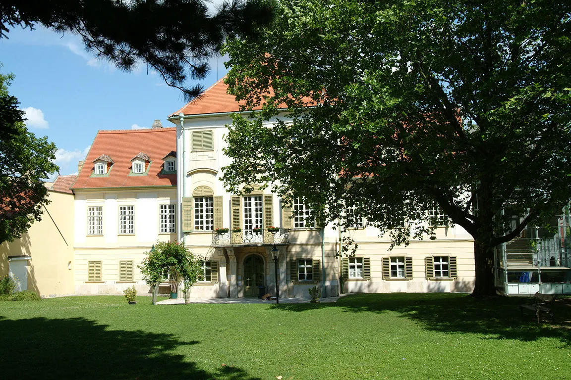 Photo showing: Maria Enzersdorf: Schloss Hunyadi, Schlossgasse 6