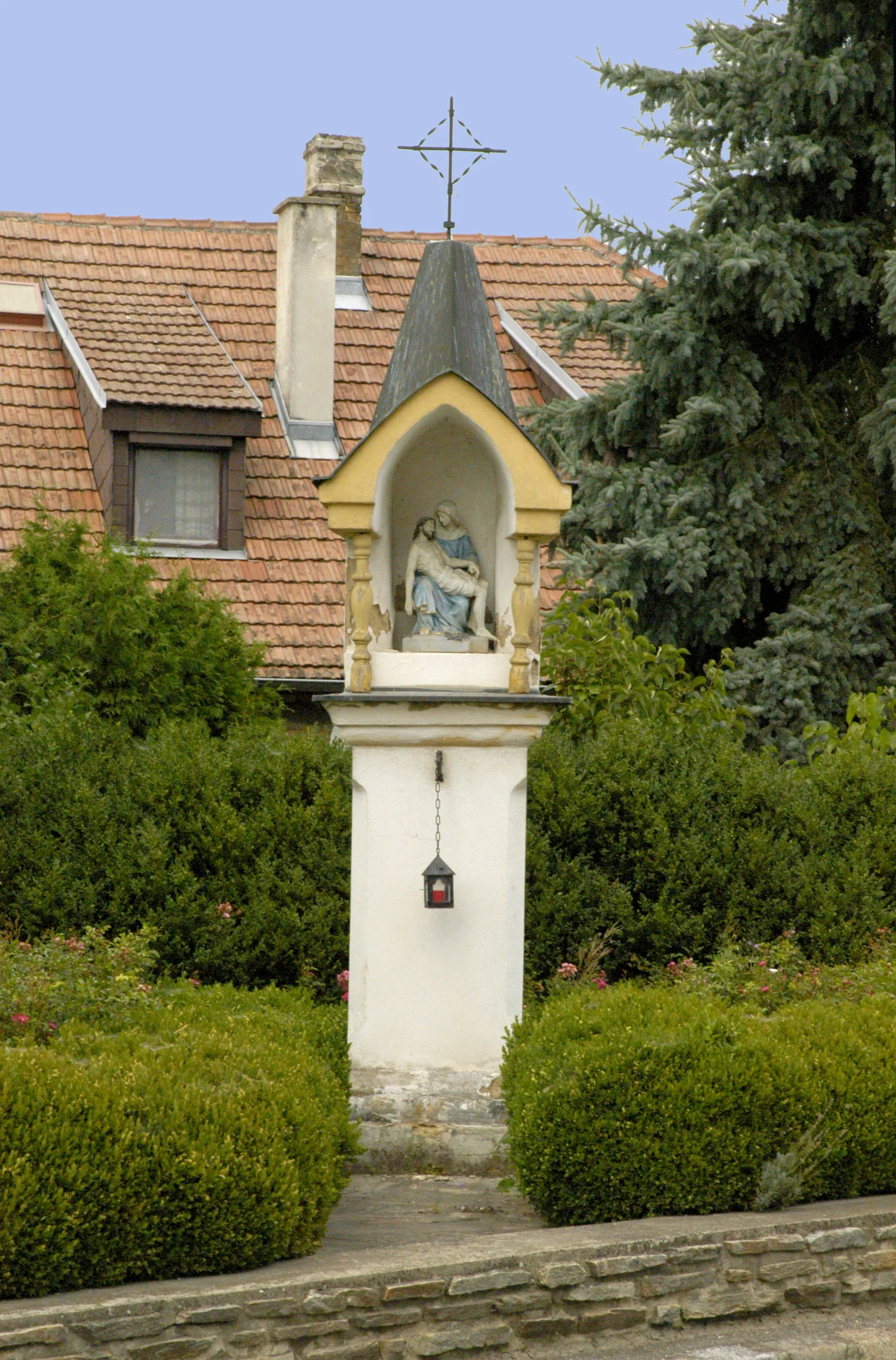 Photo showing: Bildstock bei der Pfarrkirche in Großwetzdorf, Gemeinde Heldenberg