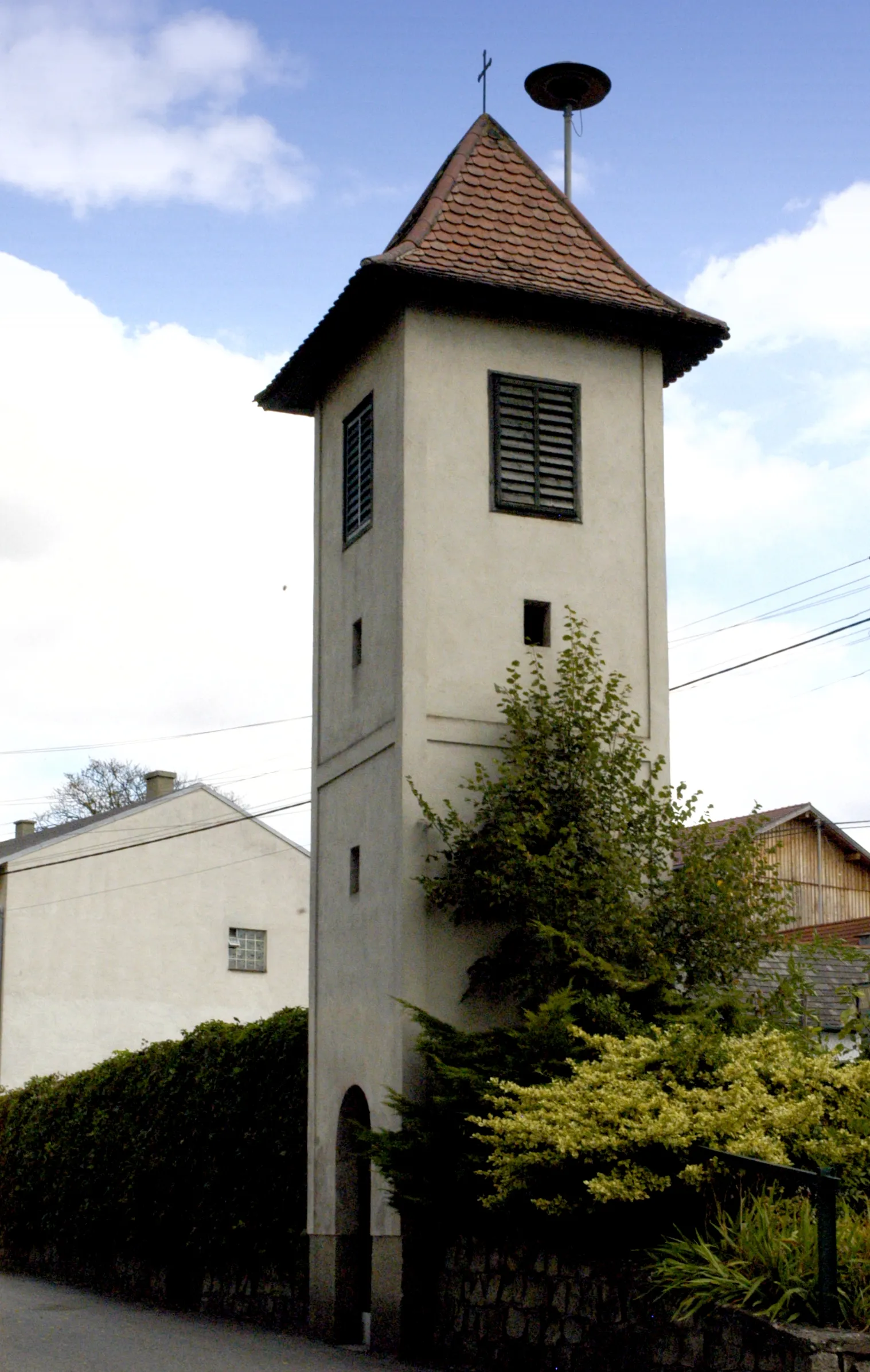 Photo showing: Glockenturm in Unterthern, Gemeinde Heldenberg