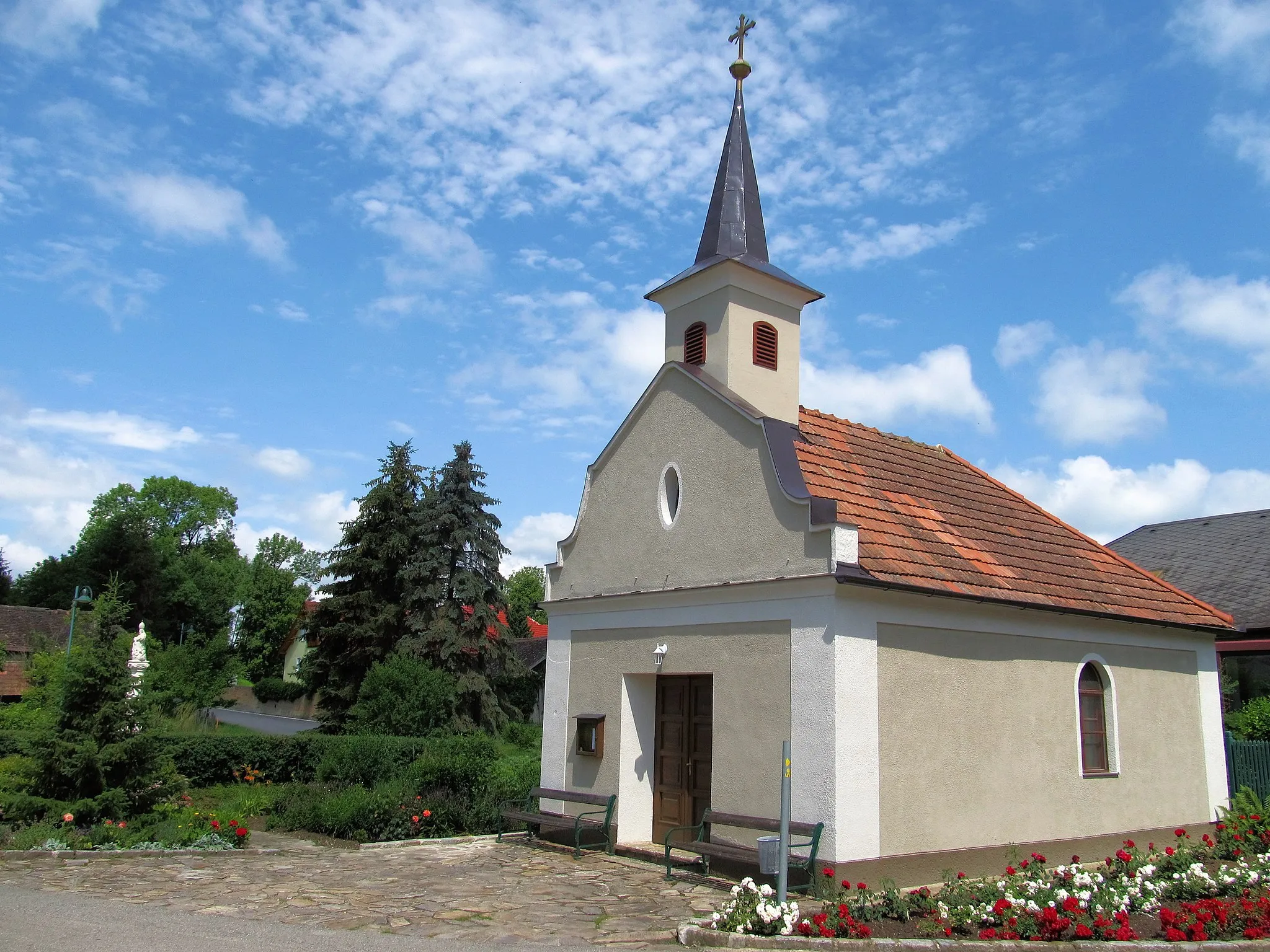 Photo showing: Ortskapelle