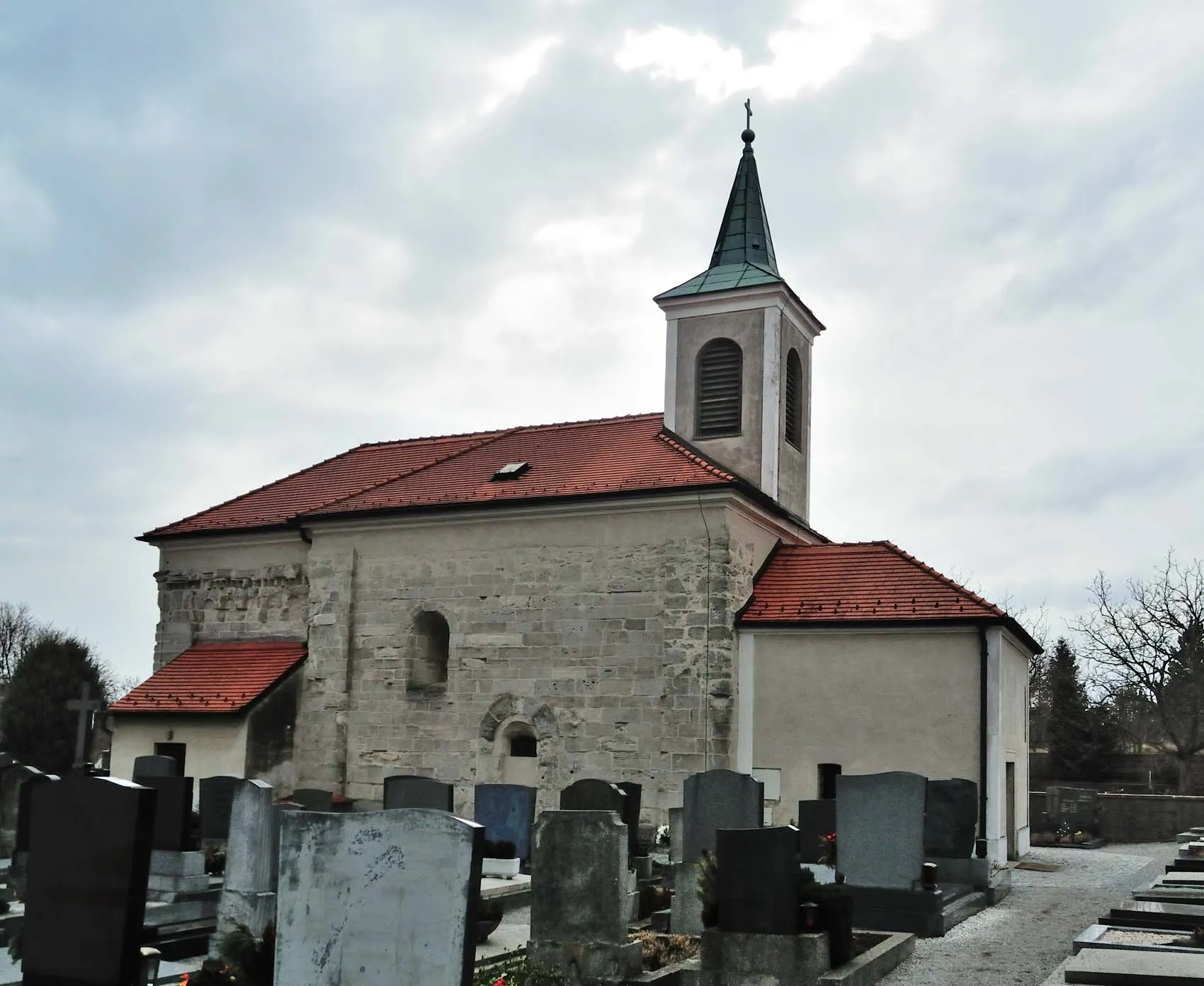 Photo showing: Catholic succursal church in Wildungsmauer, Municipality Scharndorf, Lower Austria, Austria