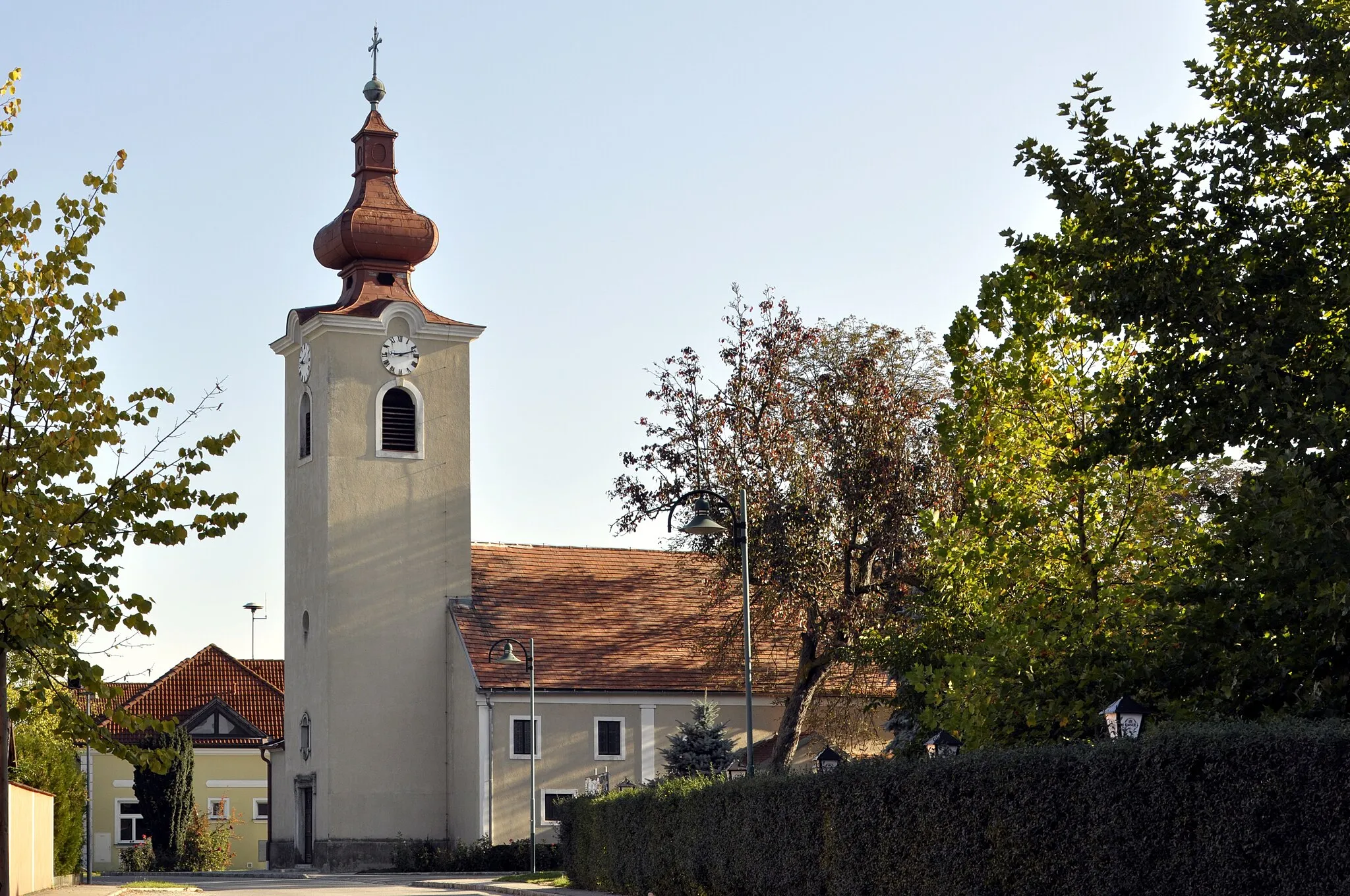 Photo showing: Kath. Pfarrkirche hl. Laurentius