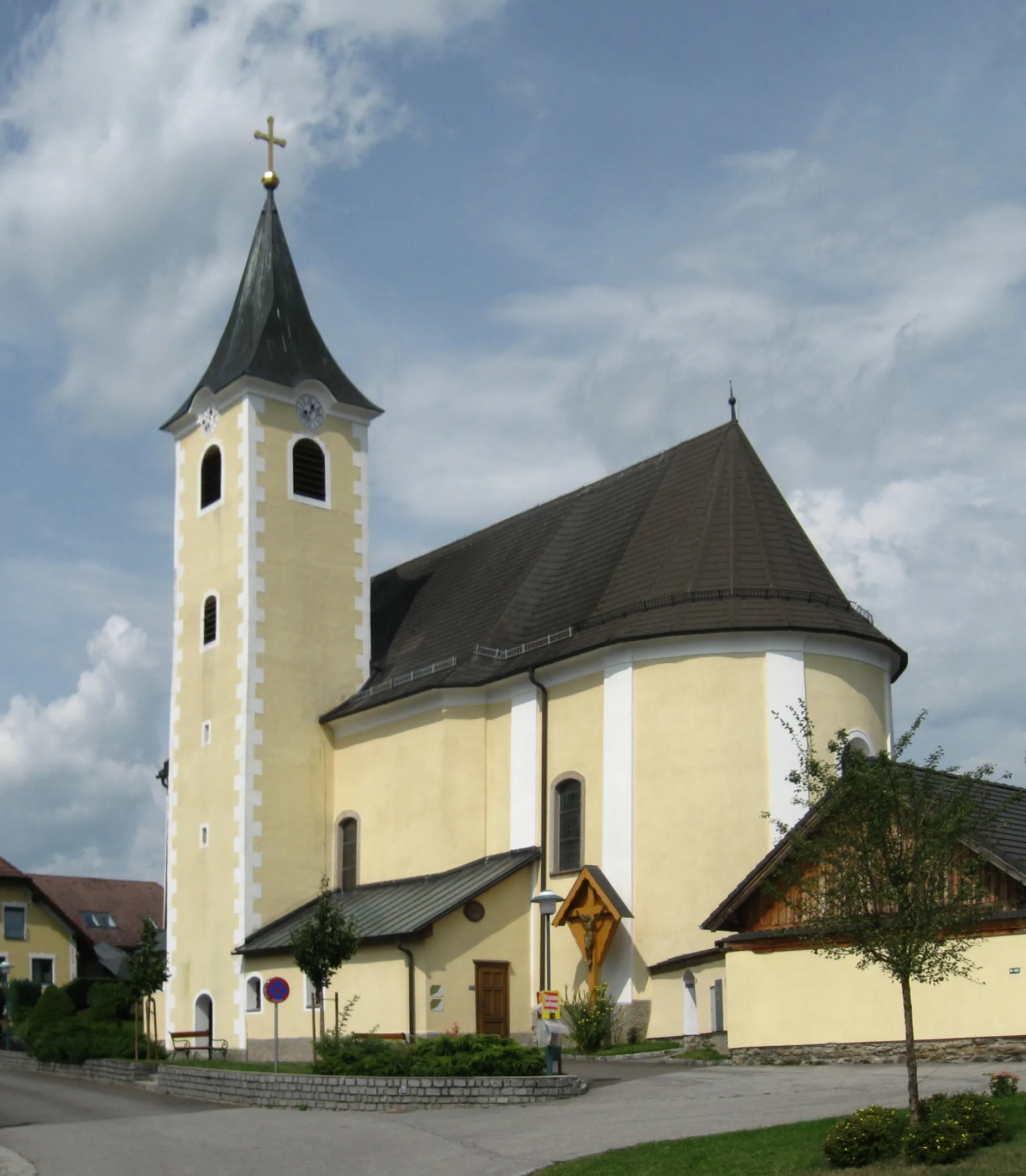 Photo showing: RC parish church St. John the Baptist in Harbach, Lower Austria.