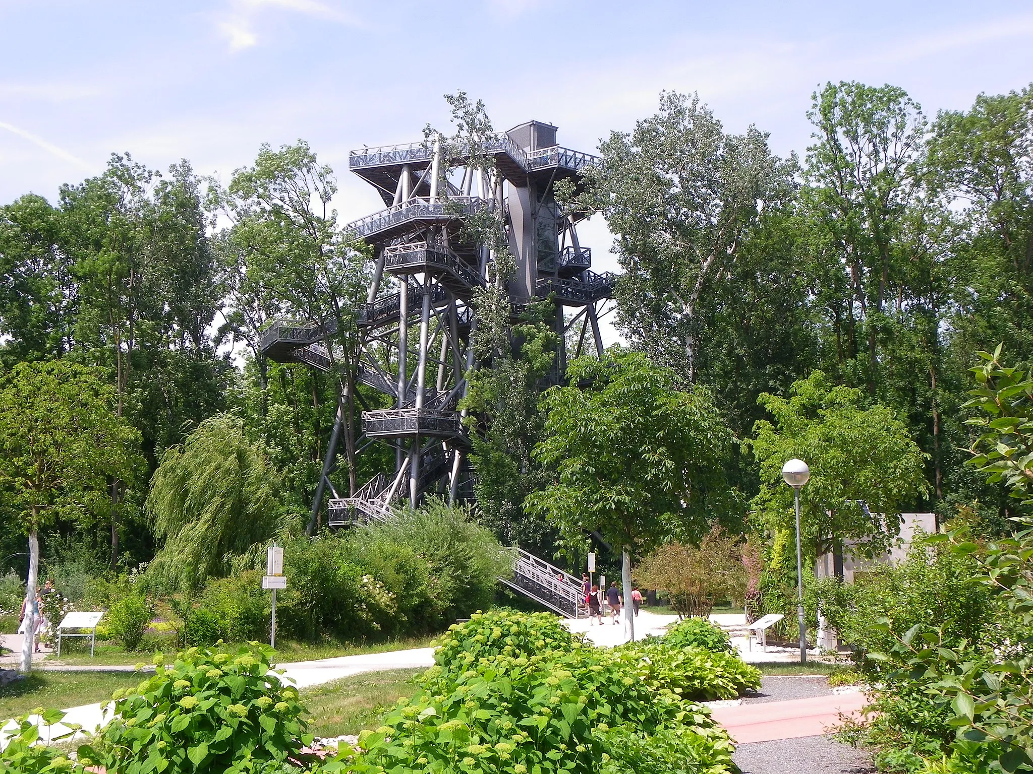 Photo showing: "Die Garten Tulln" Baumwipfelweg - Juni 2011