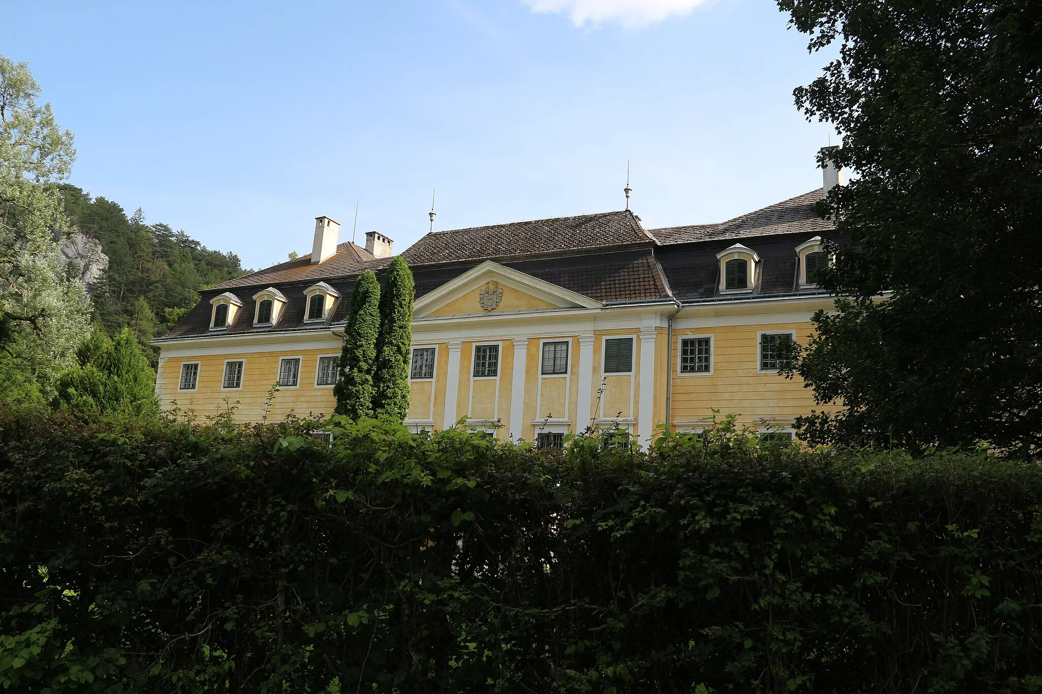 Photo showing: Schloss Gutenstein (Hoyos) in Gutenstein, Niederösterreich.
