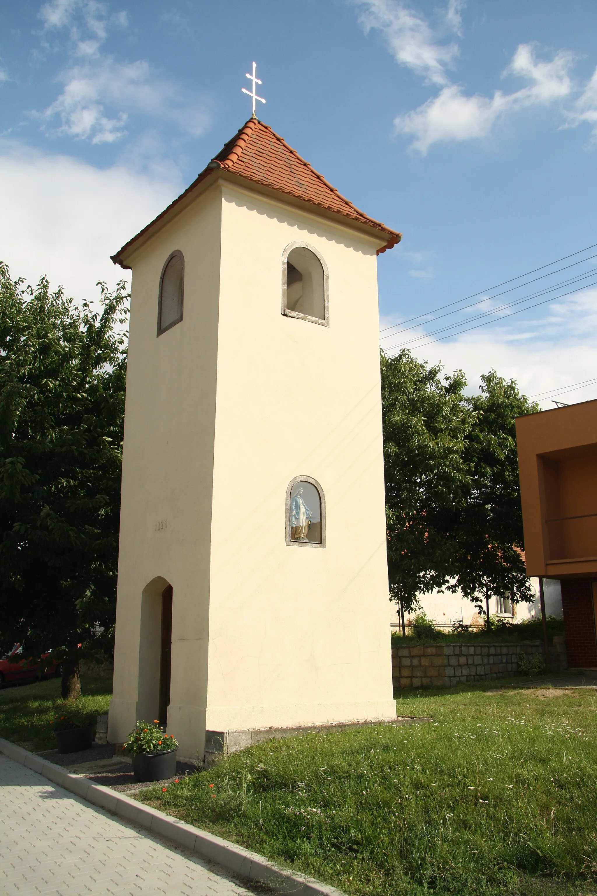 Photo showing: Bell tower in Suchohrdly, Znojmo District.