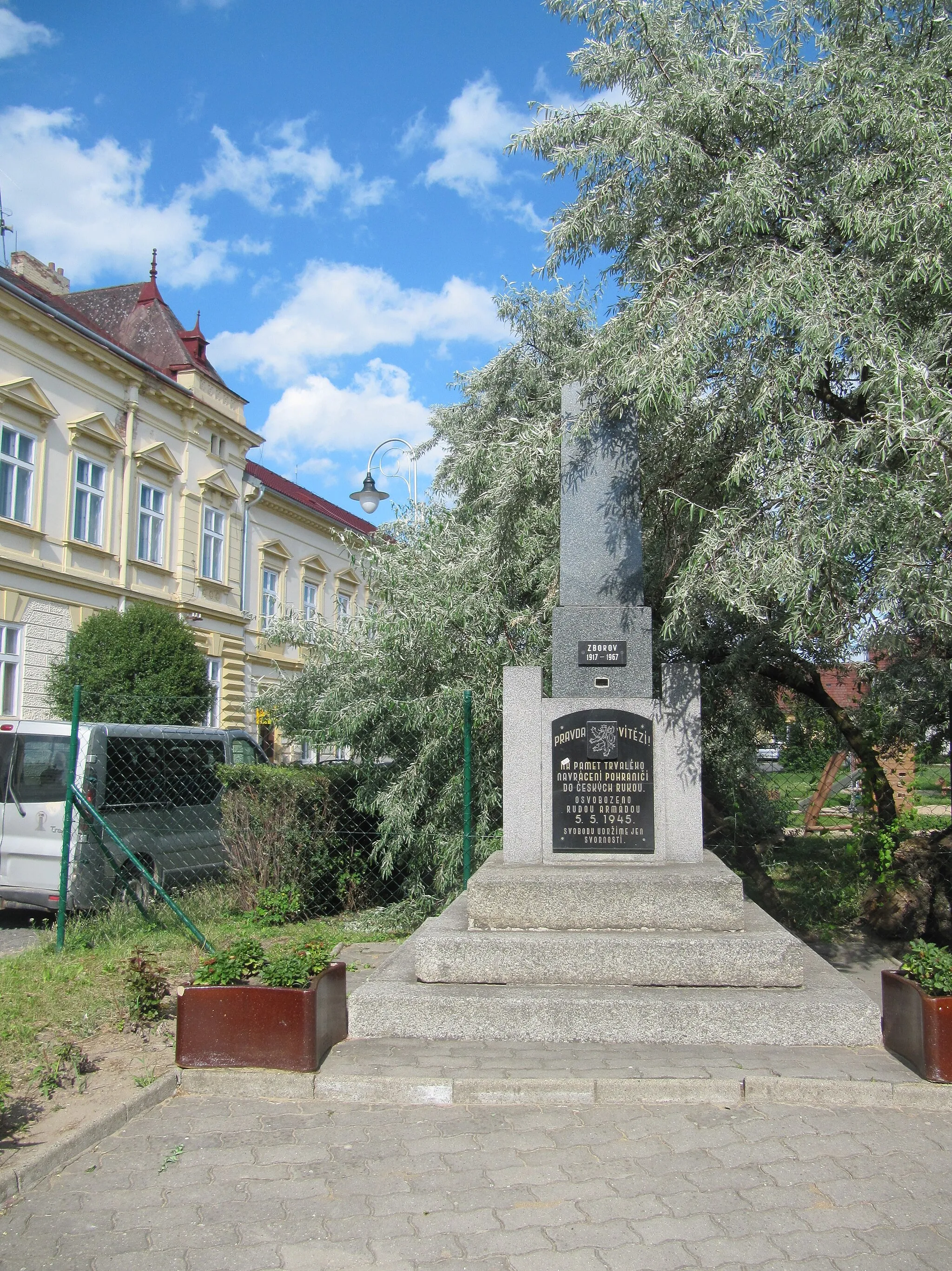 Photo showing: Jaroslavice in Znojmo District, Czech Republic. Memorial of resettlement.