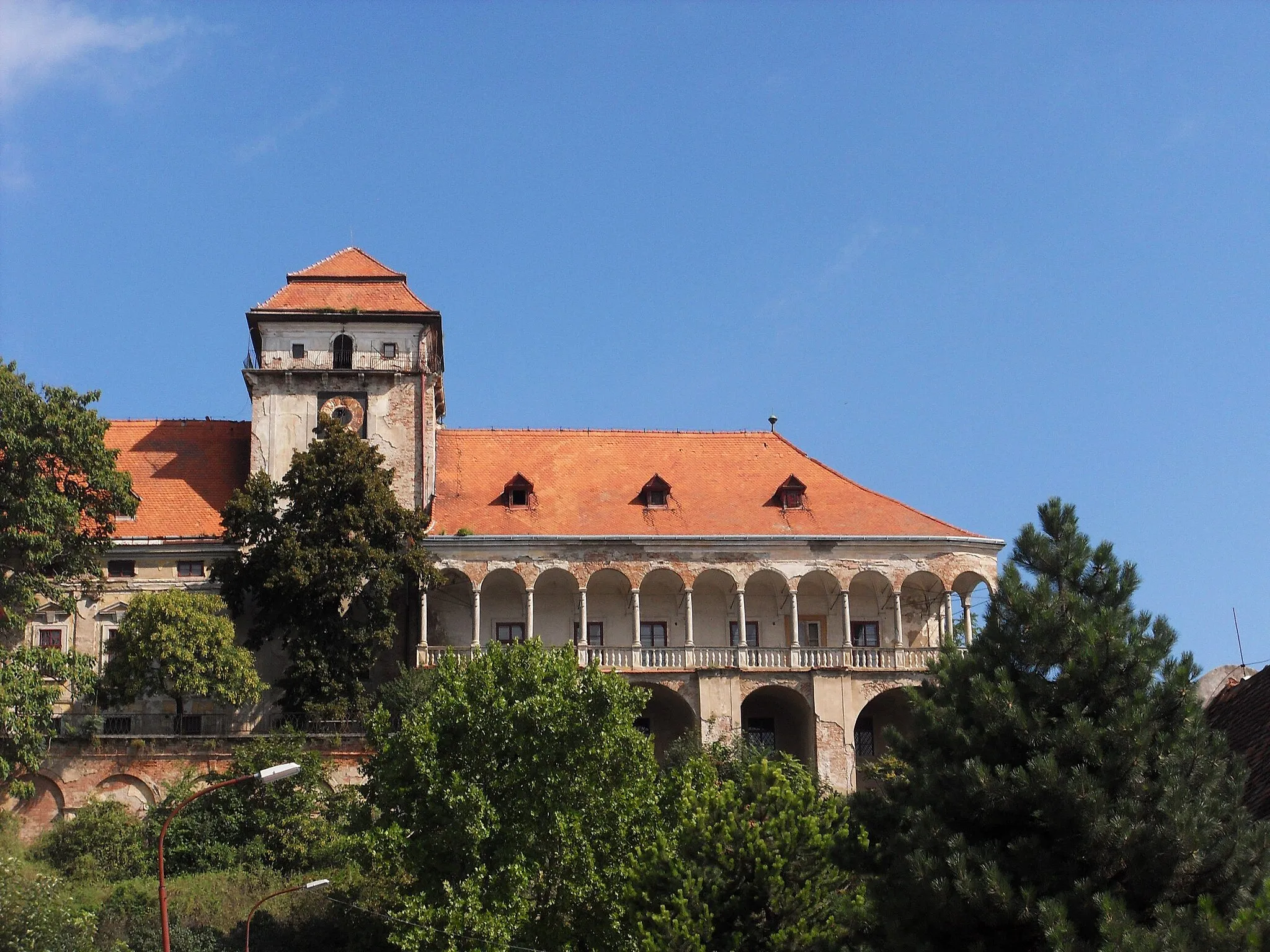 Photo showing: Jaroslavice castle, Znojmo district, Czech Republic
