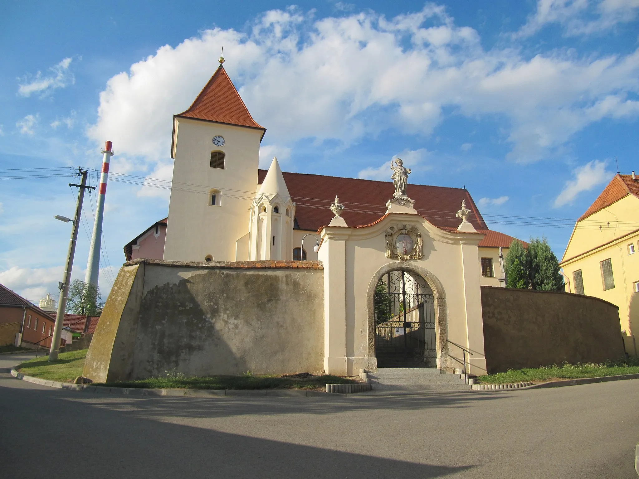 Photo showing: Hodonice in Znojmo District, Czech Republic. Church of St. James the Greater.