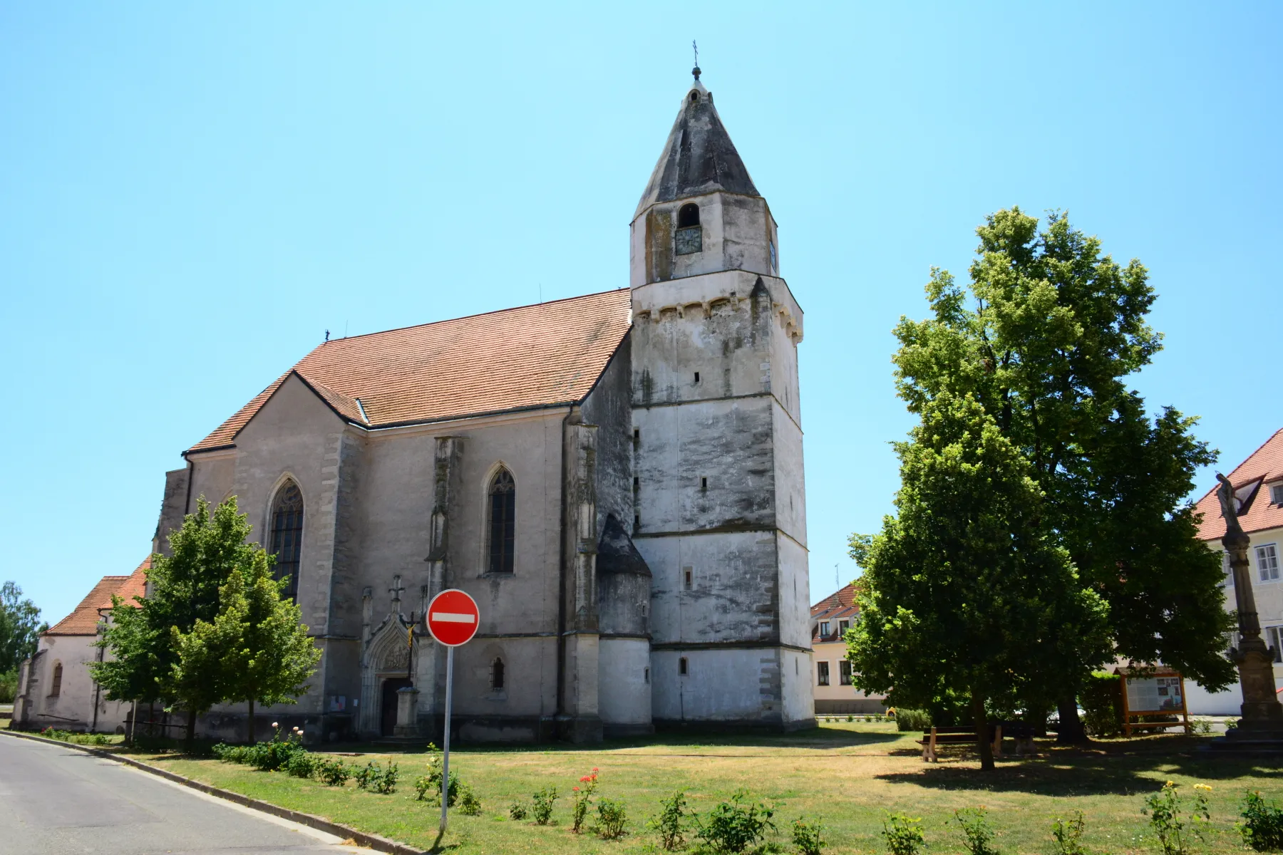 Photo showing: Kirche von Hnanice / Gnadlersdorf in Südmähren (Tschechische Republik)