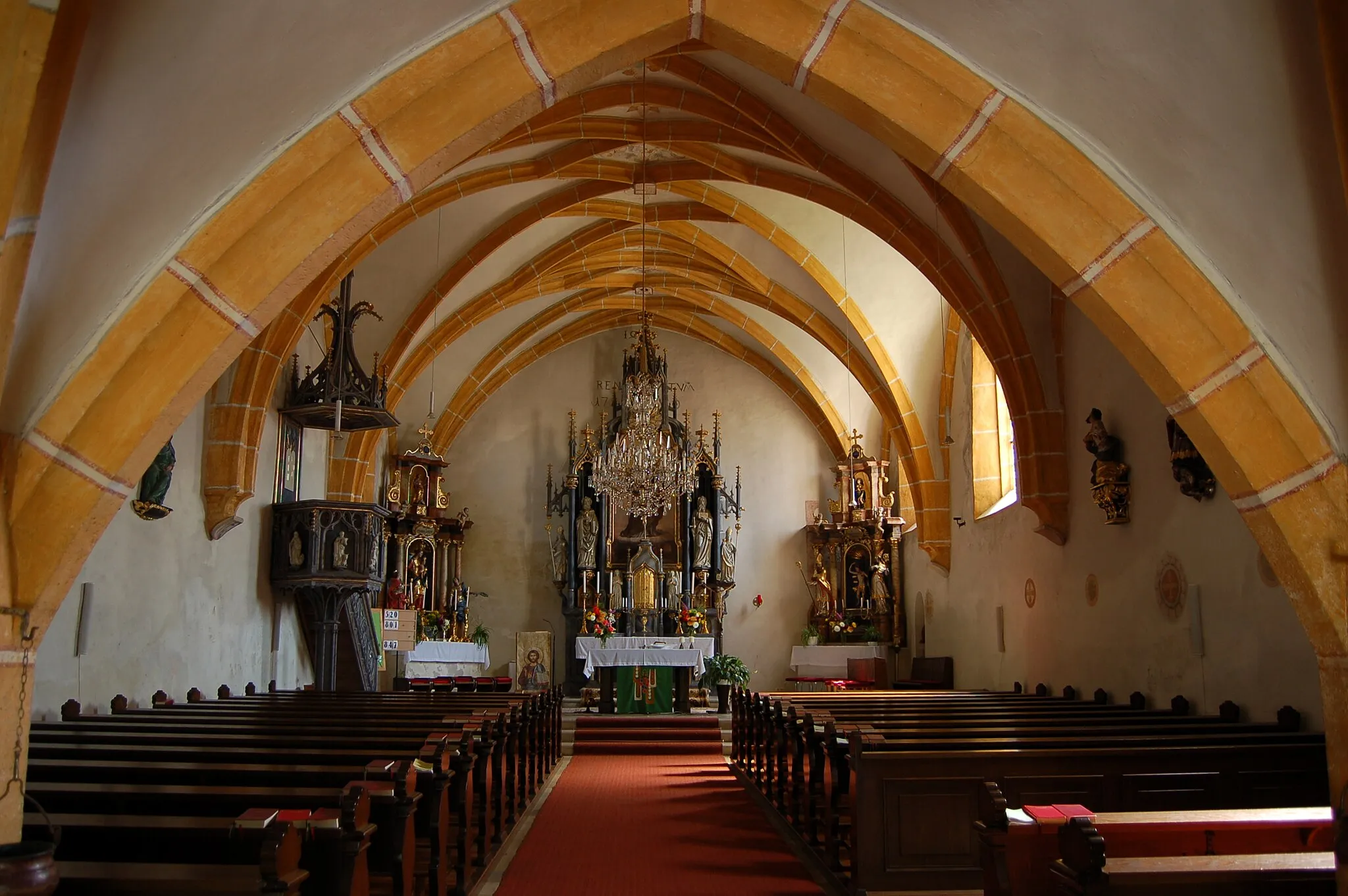 Photo showing: Interior of Saint Lambert parish church in Bromberg, Lower Austria