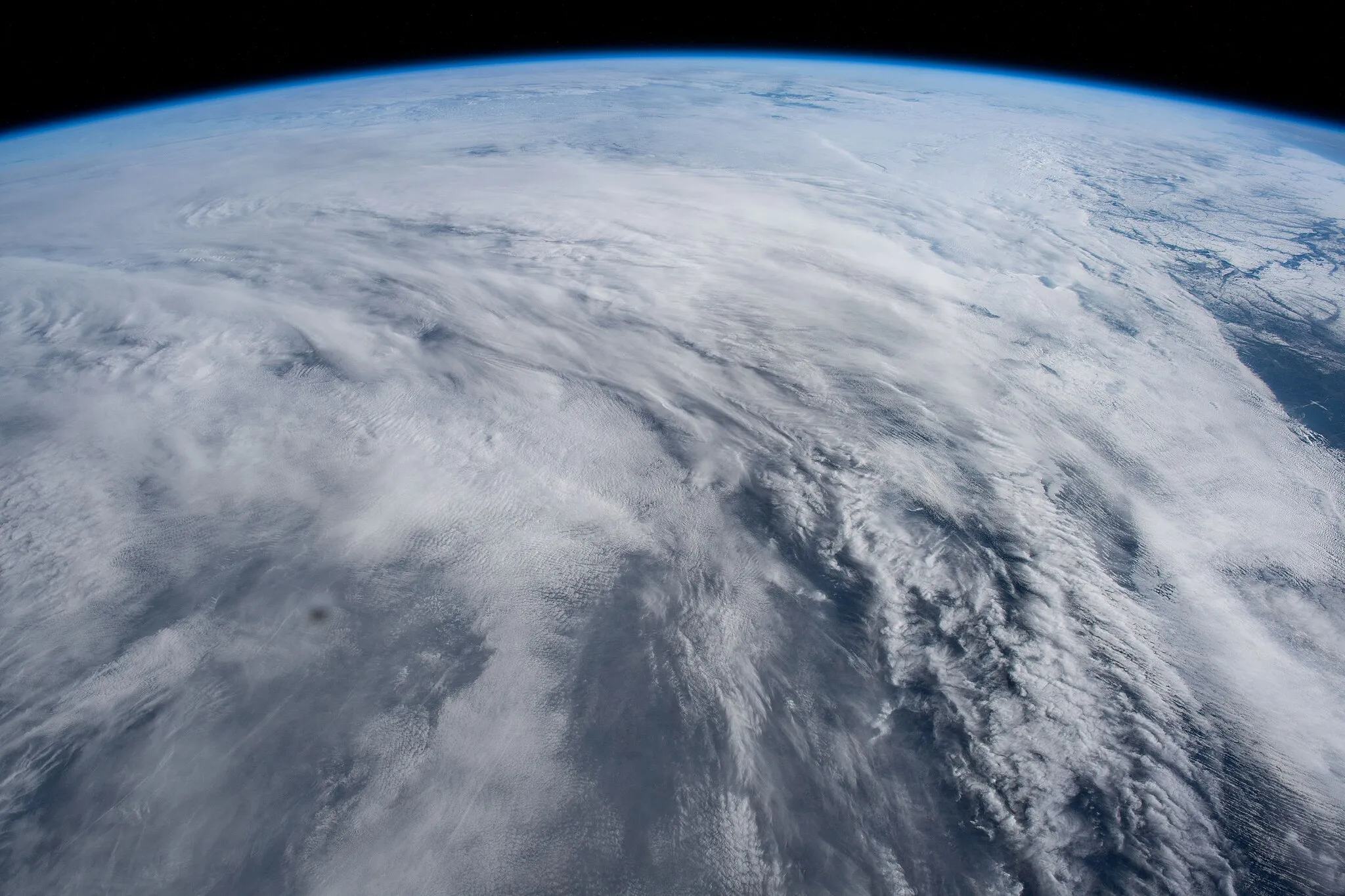 Photo showing: View of Earth taken during ISS Expedition 62.