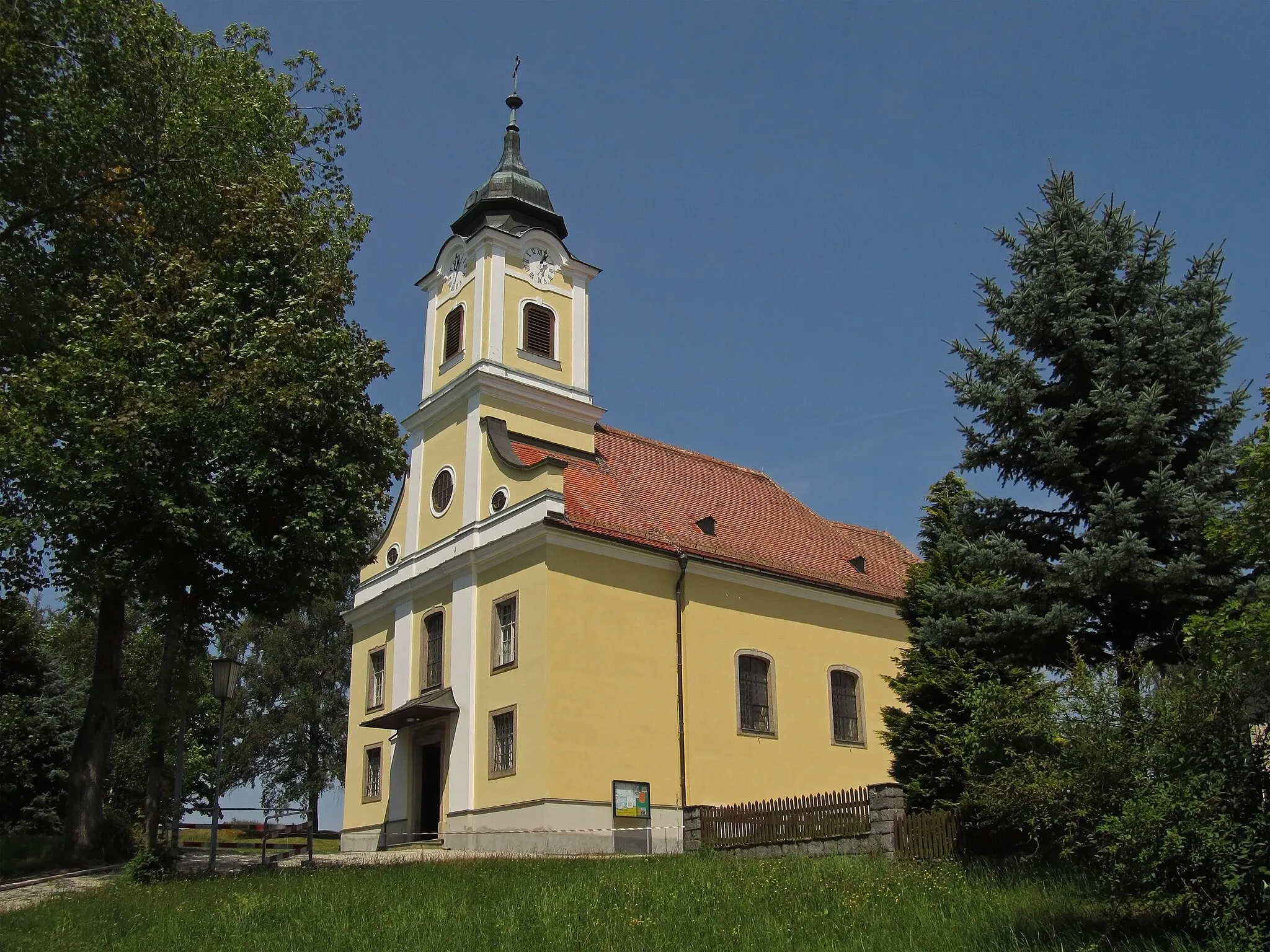 Photo showing: Die Saalkirche wurde 1787 fertiggestellt.
