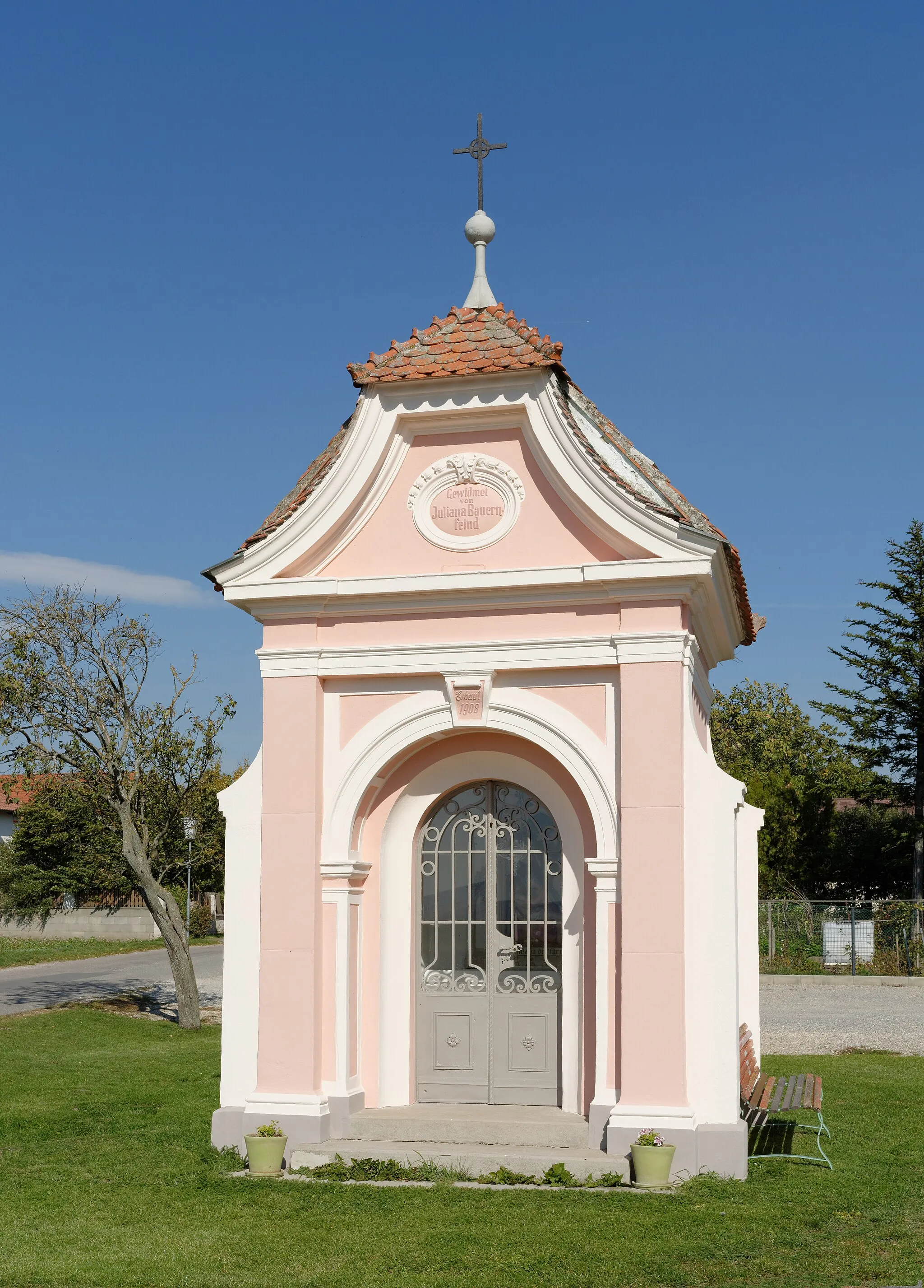 Photo showing: Chapel at Altruppersdorf, Municipality Poysdorf, Lower Austria, Austria