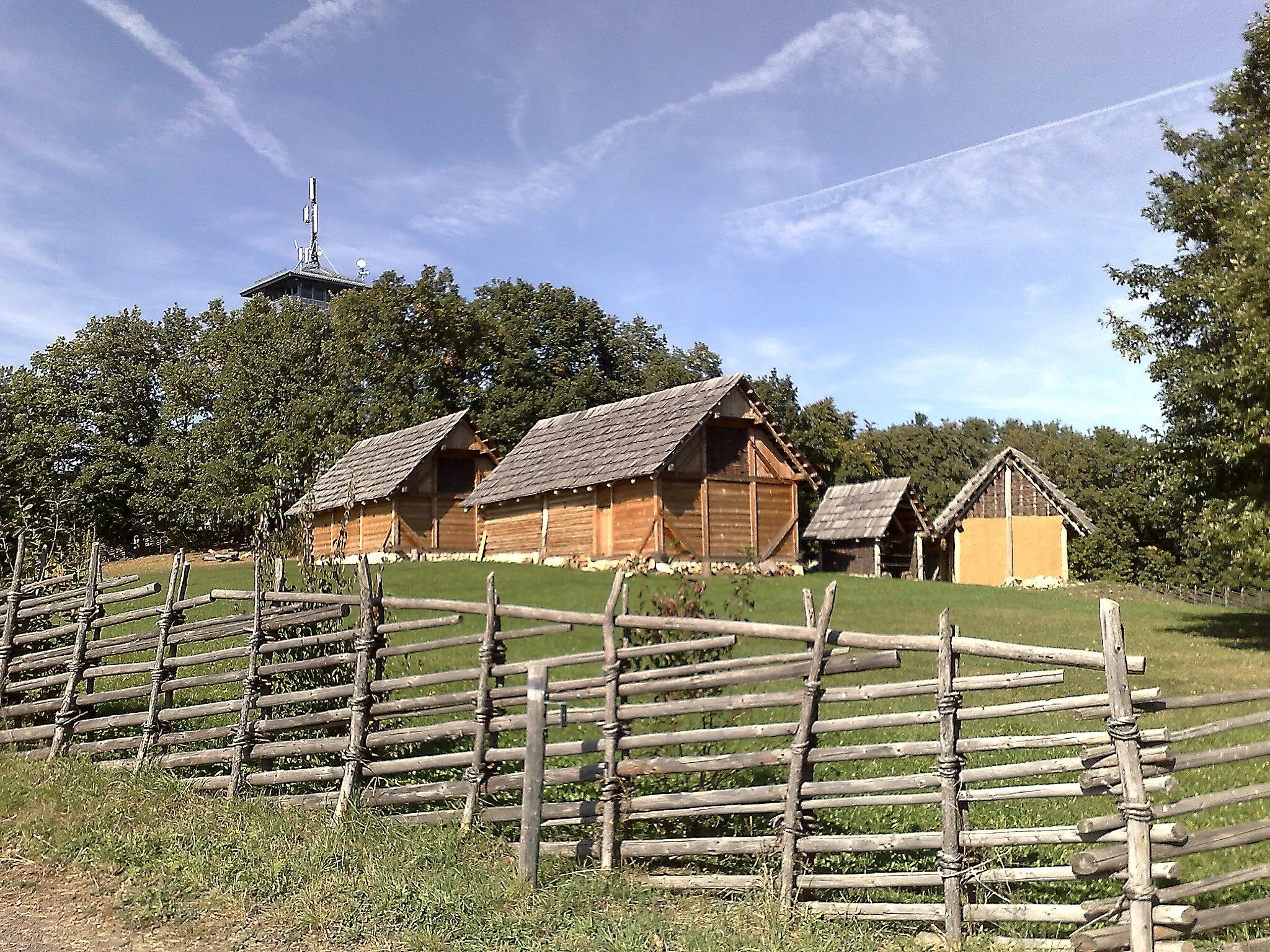 Photo showing: Das nachgebaute Keltendorf in Schwarzenbach am Burgberg