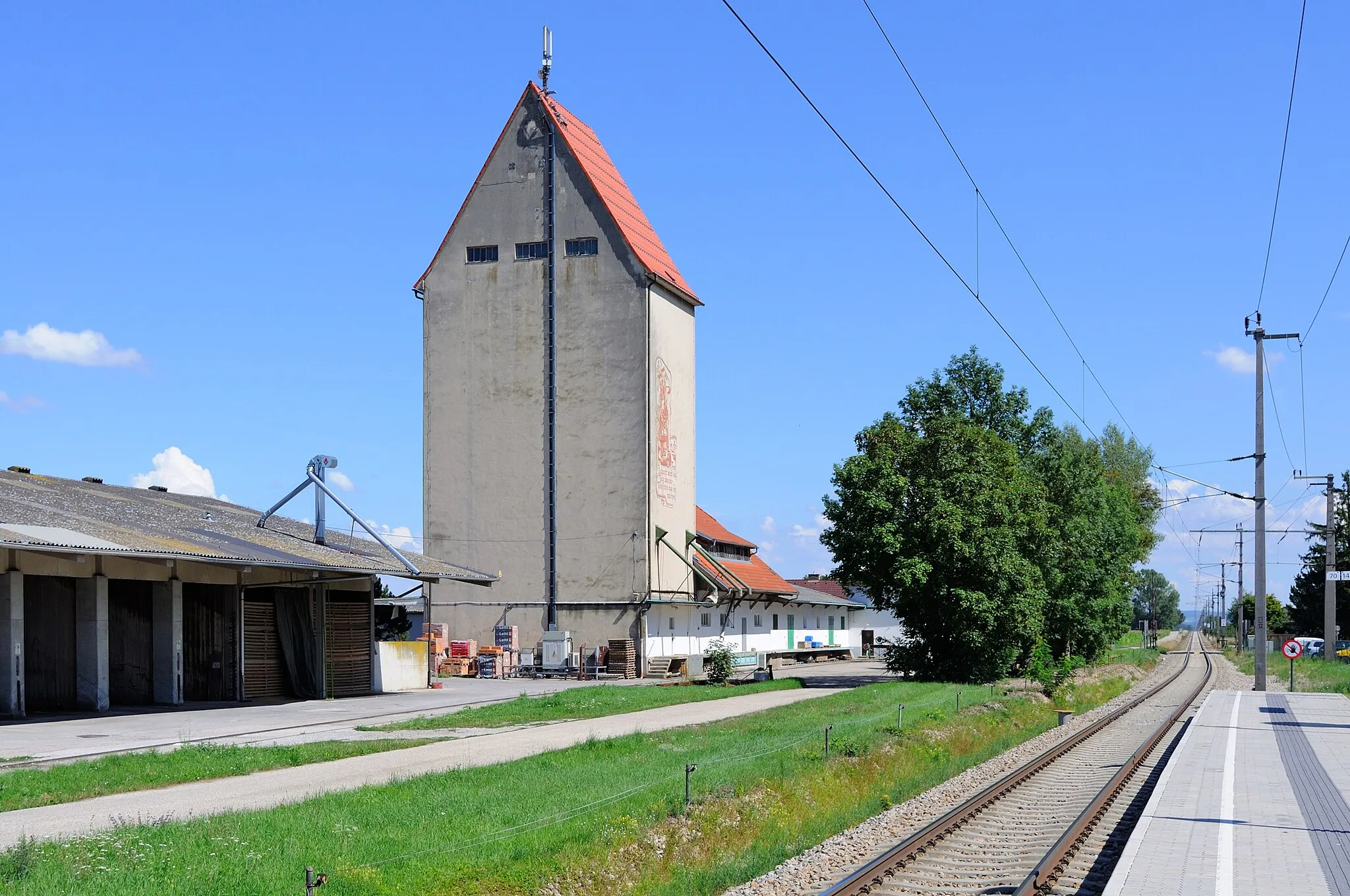 Photo showing: Lagerhaus beim Bahnhof Sitzenberg-Reidling