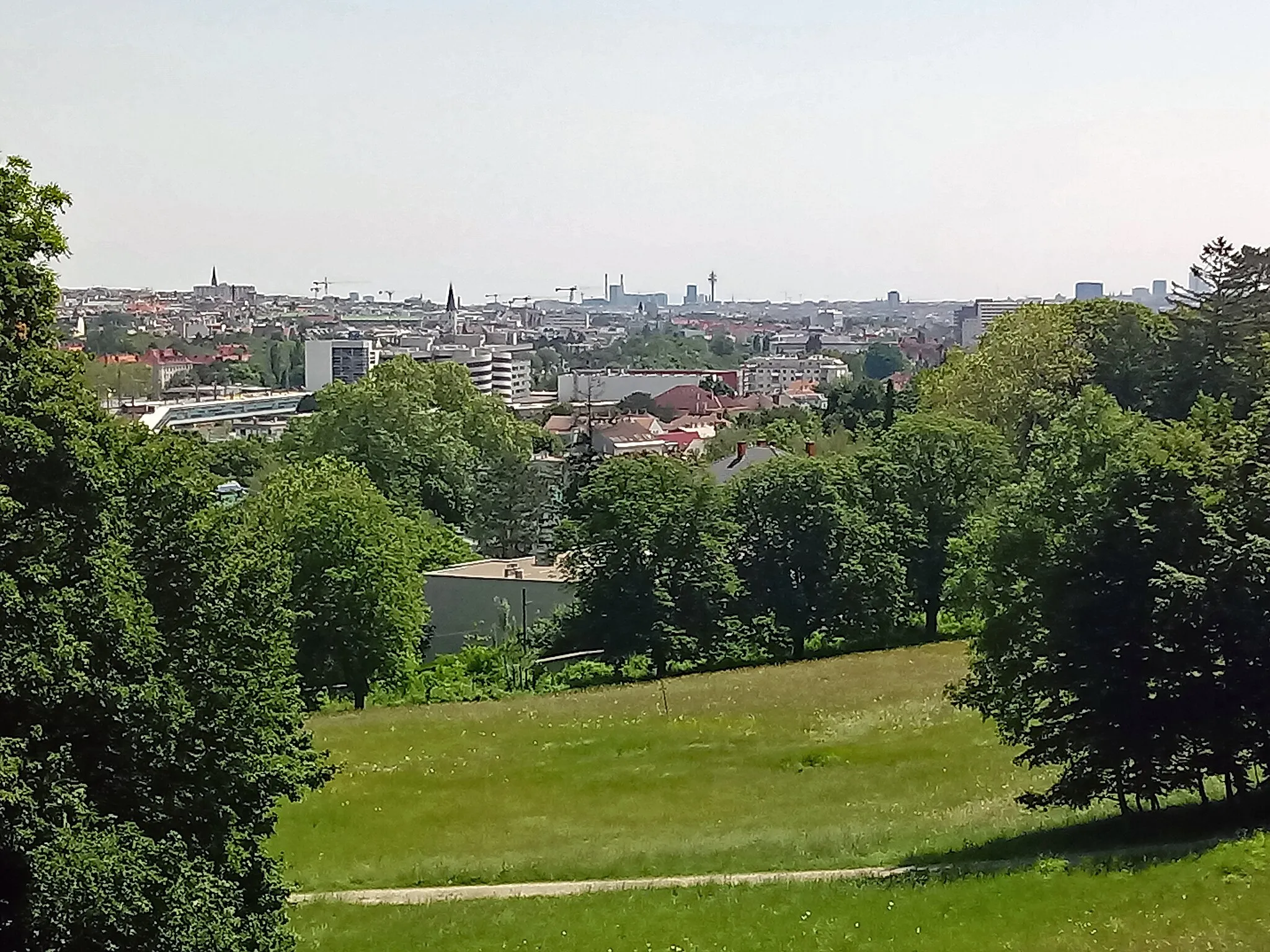 Photo showing: Blick vom Lainzer Tiergarten auf Hacking in Wien.