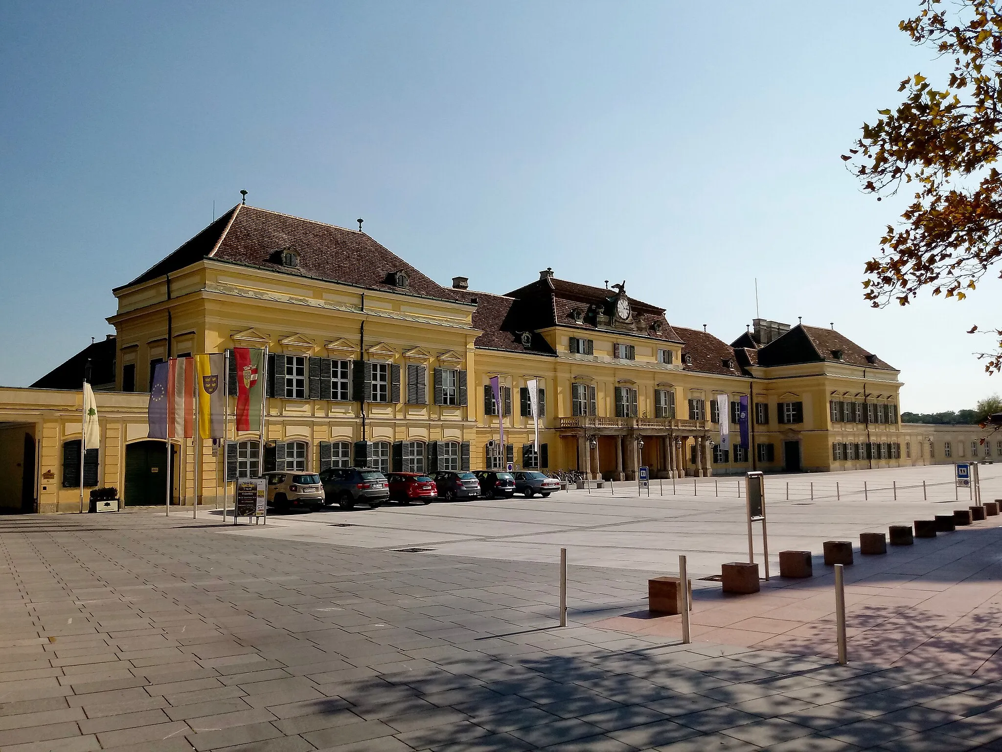 Photo showing: Blauer Hof, Laxenburg.