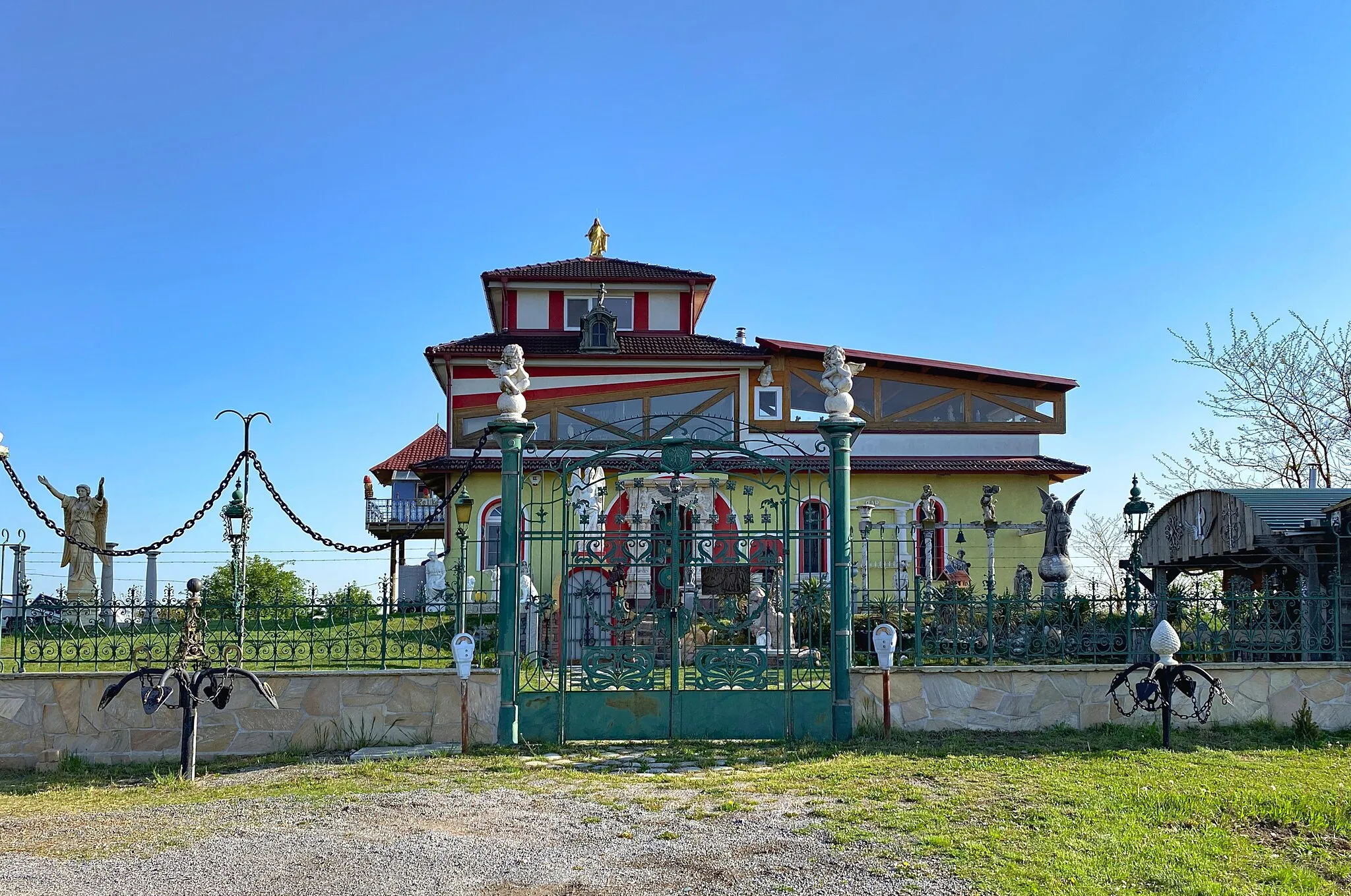 Photo showing: Die Ressner Kapelle westlich von Rauchenwarth. Blickrichtung Nordosten.