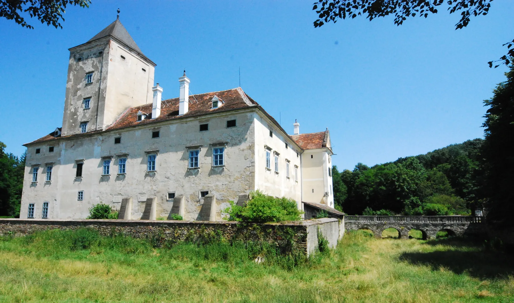 Photo showing: Schloss Oberhöflein in Oberhöflein in Niederösterreich