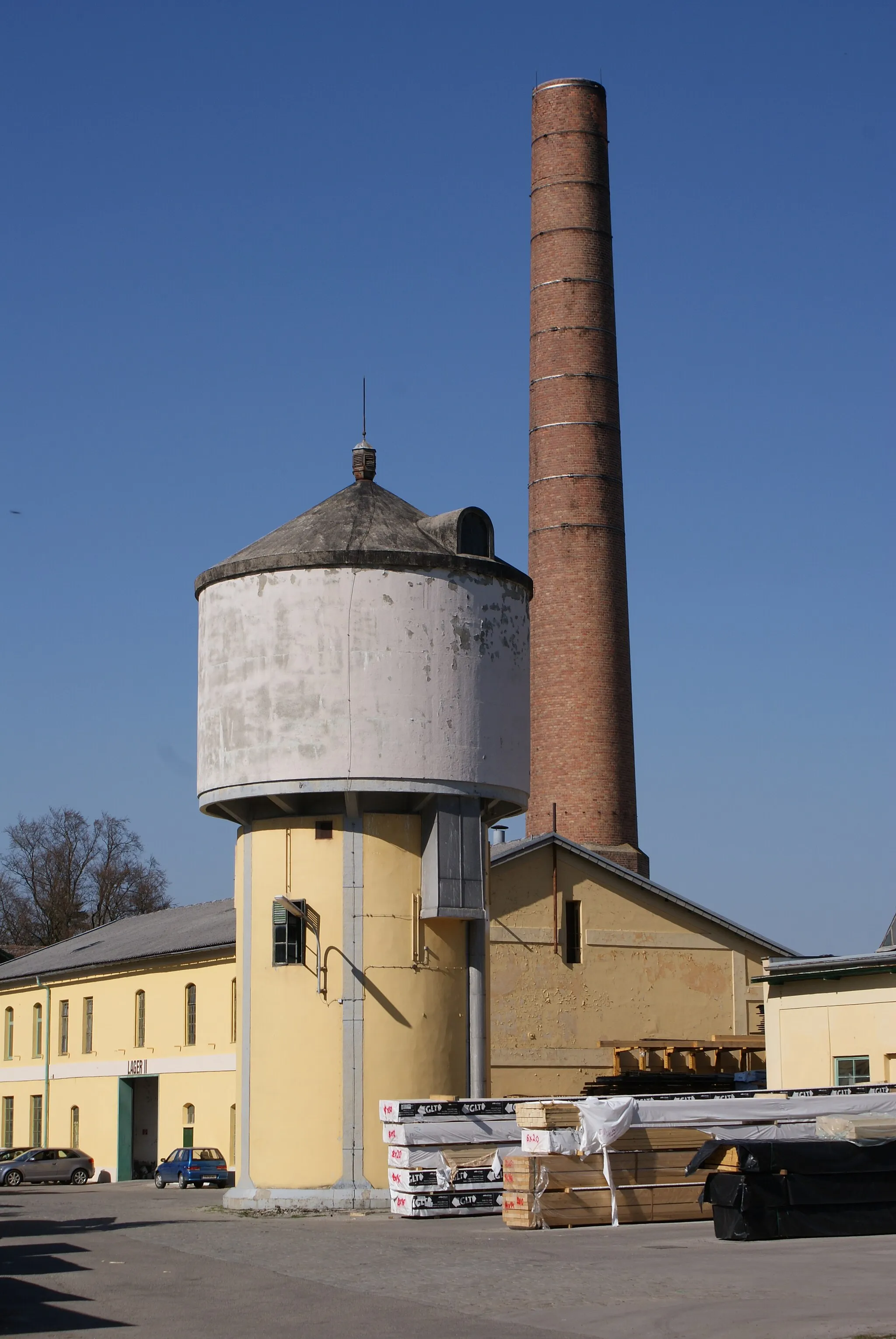 Photo showing: Das Werksgelände der ehemaligen Harlander Coats