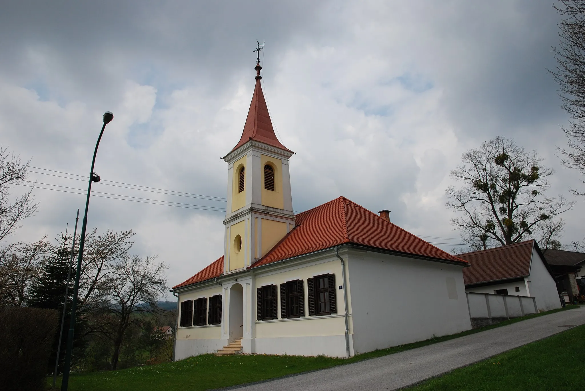 Photo showing: evang. Schulhaus und Bethaus Schreibersdorf