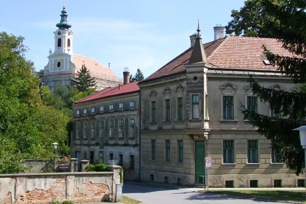 Photo showing: Kath. Pfarrkirche hll. Barbara und Agatha