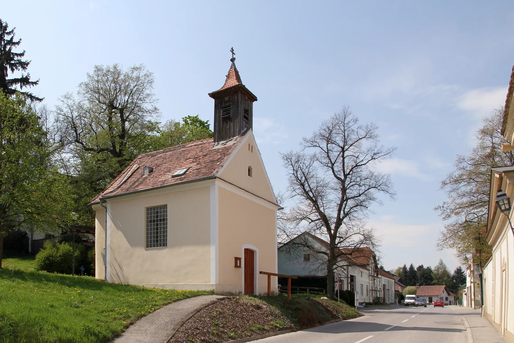 Photo showing: Ortskapelle hl. Einsiedler Antonius und Paulus von Pixendorf, ein Ortsteil der niederösterreichischen Marktgemeinde Michelhausen.