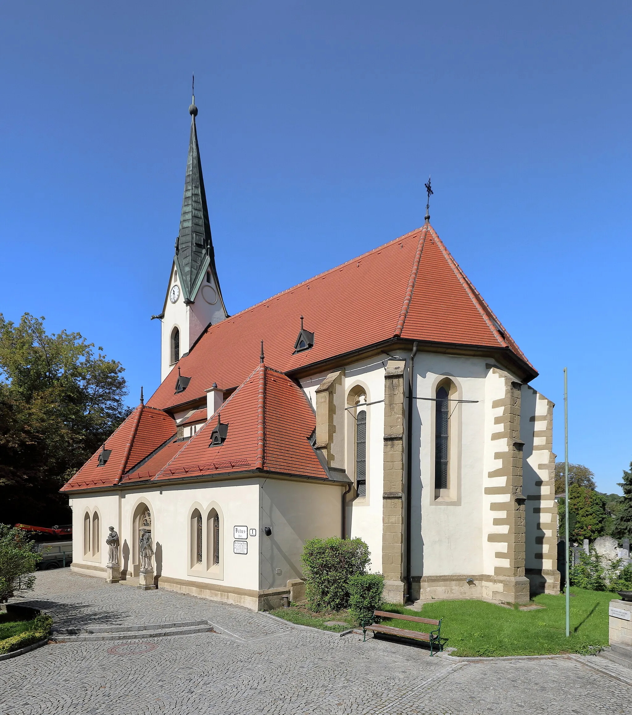 Photo showing: Die röm.-kath. Pfarrkirche hl. Veit in Kritzendorf, ein Dorf in der niederösterreichischen Stadtgemeinde Klosterneuburg.
