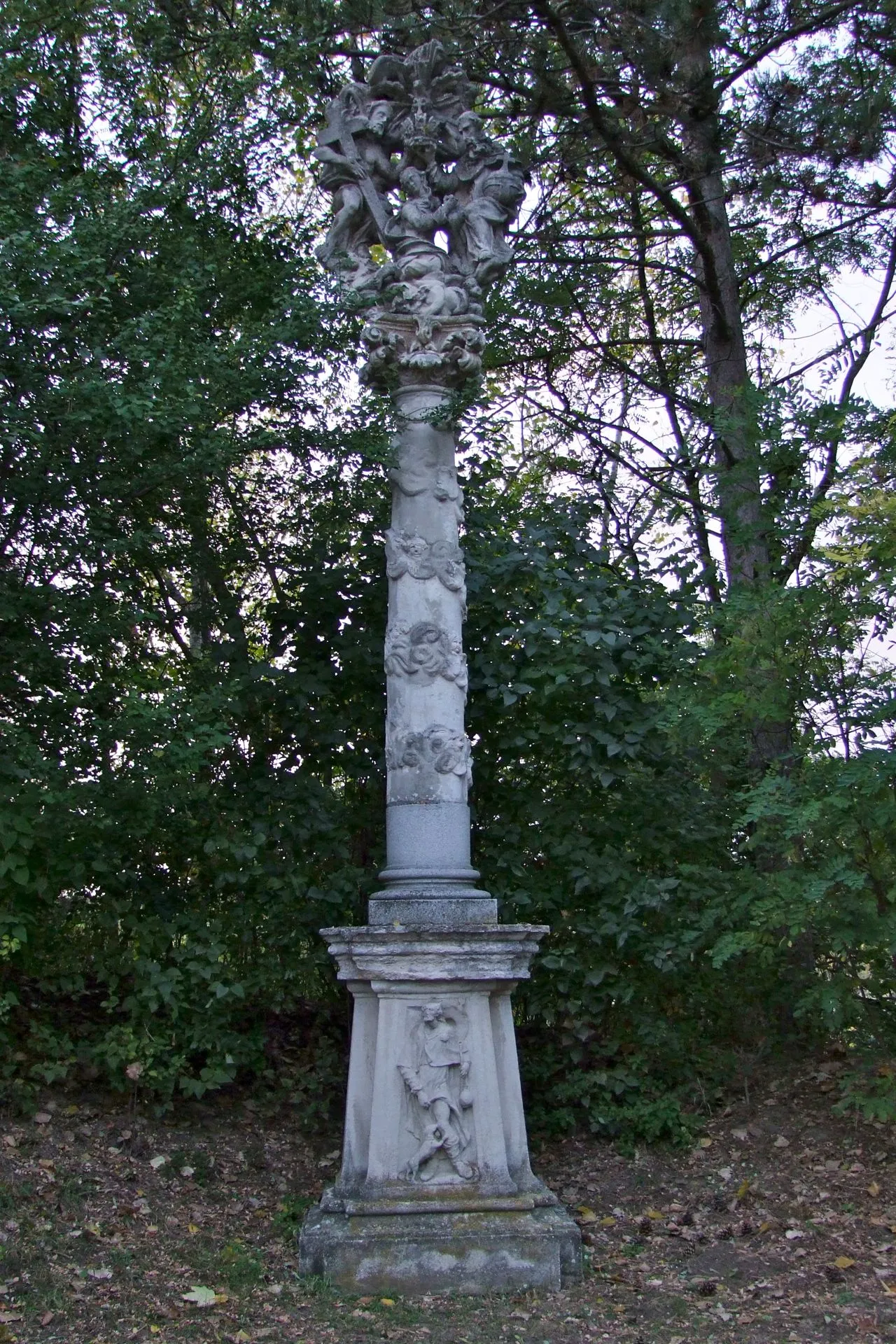 Photo showing: Mariensäule, Krönung Marias