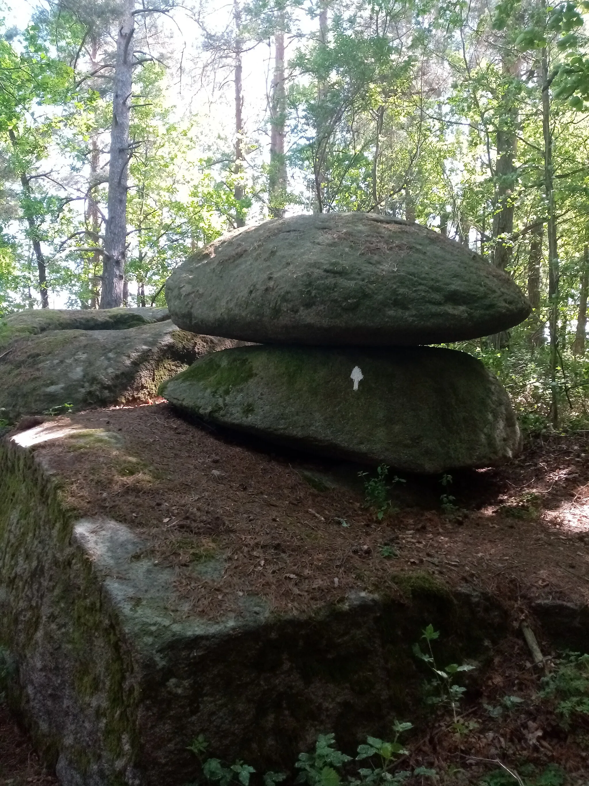 Photo showing: Brotlabstein bei Heinrichs