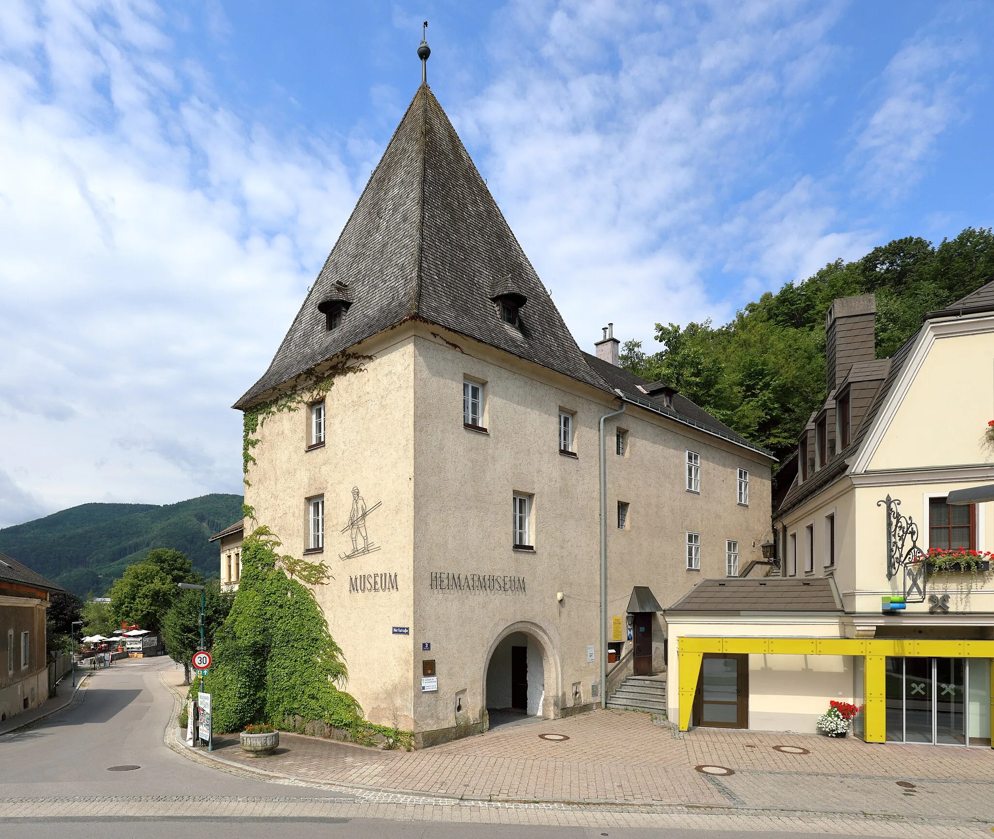 Photo showing: Local museum of Lilienfeld, Lower Austria.