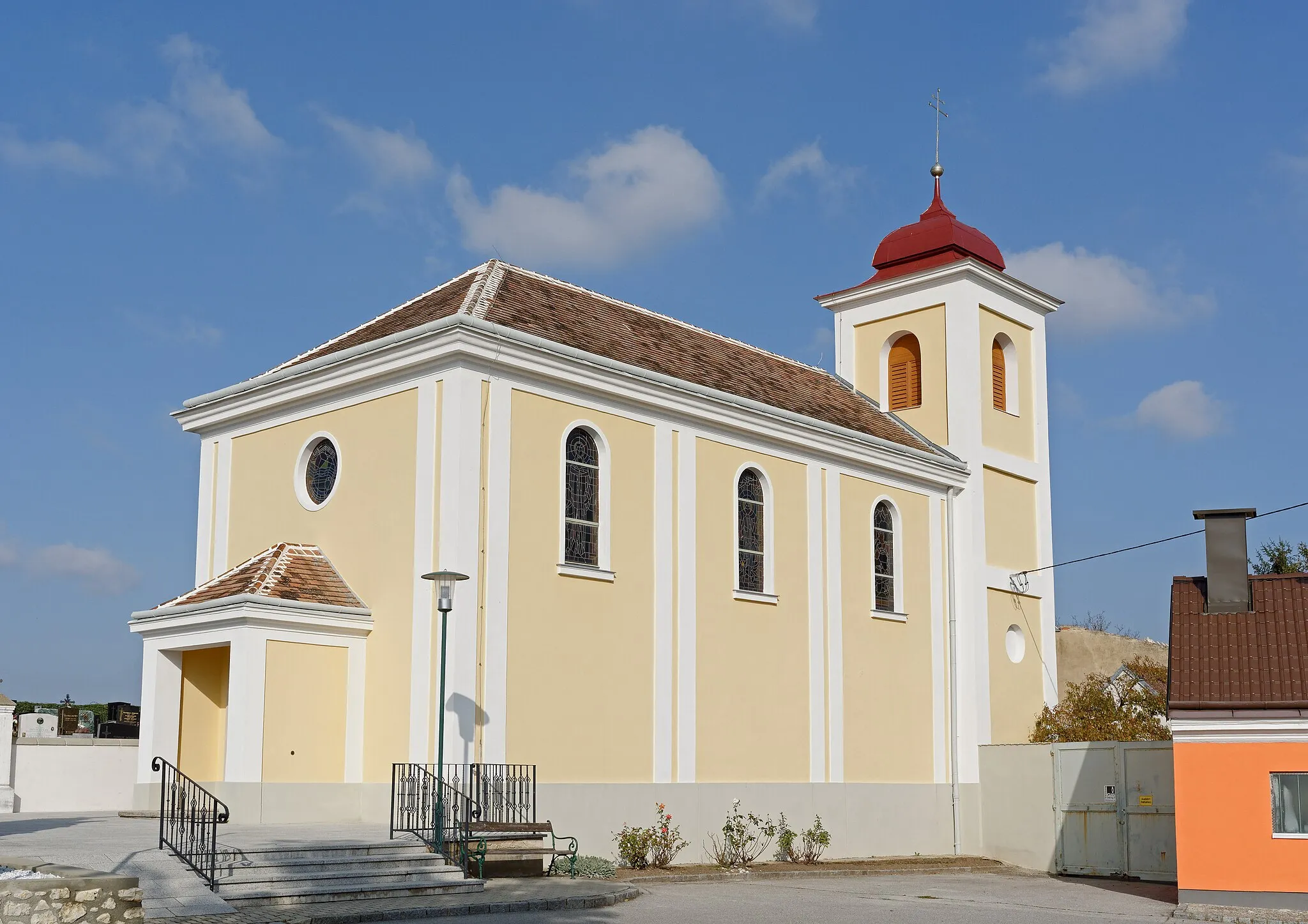 Photo showing: Catholic branch church in Steinebrunn, Municipality Drasenhofen, Lower Austria, Austria