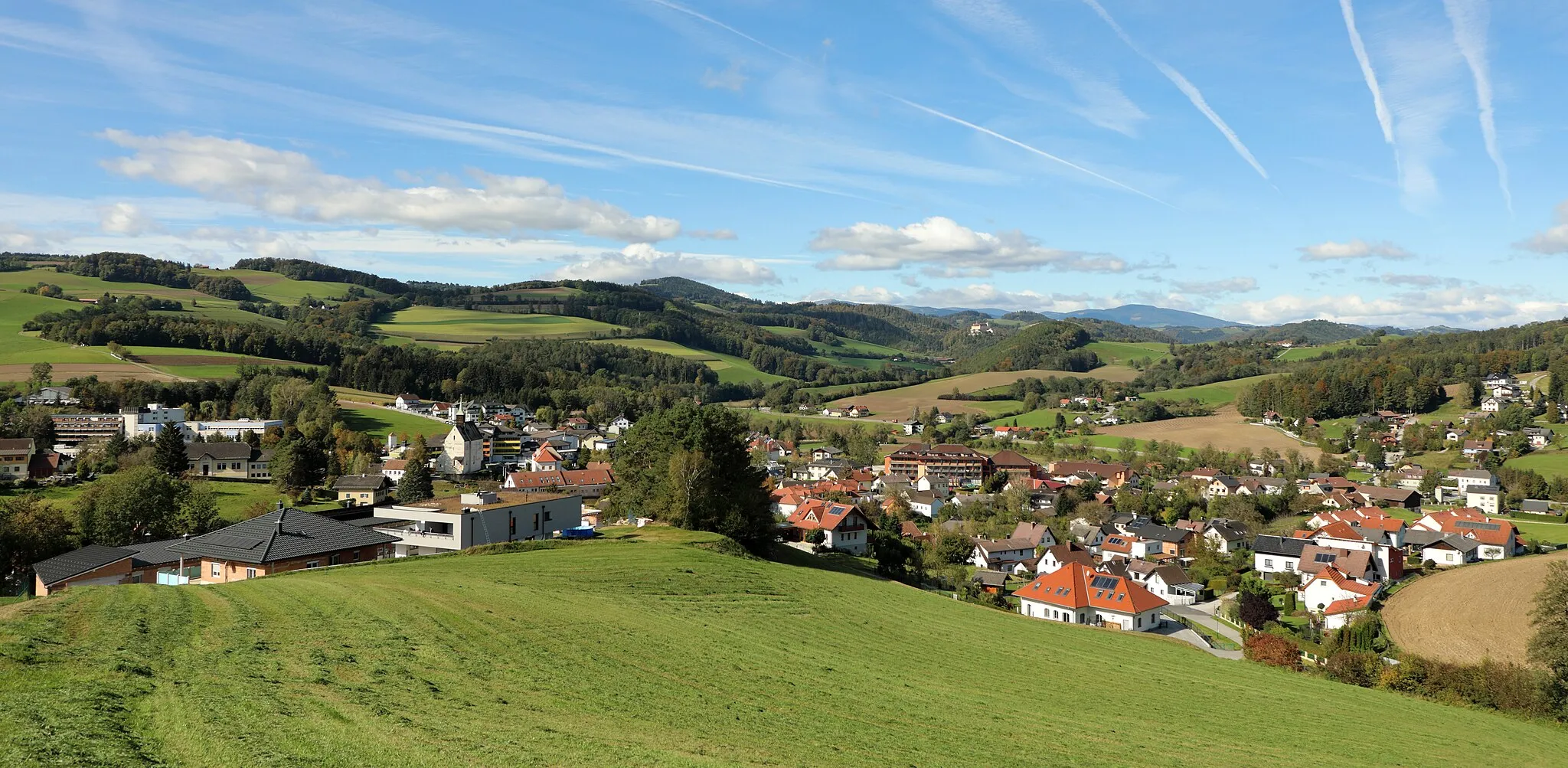 Photo showing: Ostansicht niederösterreichischen Gemeinde Bad Schönau.