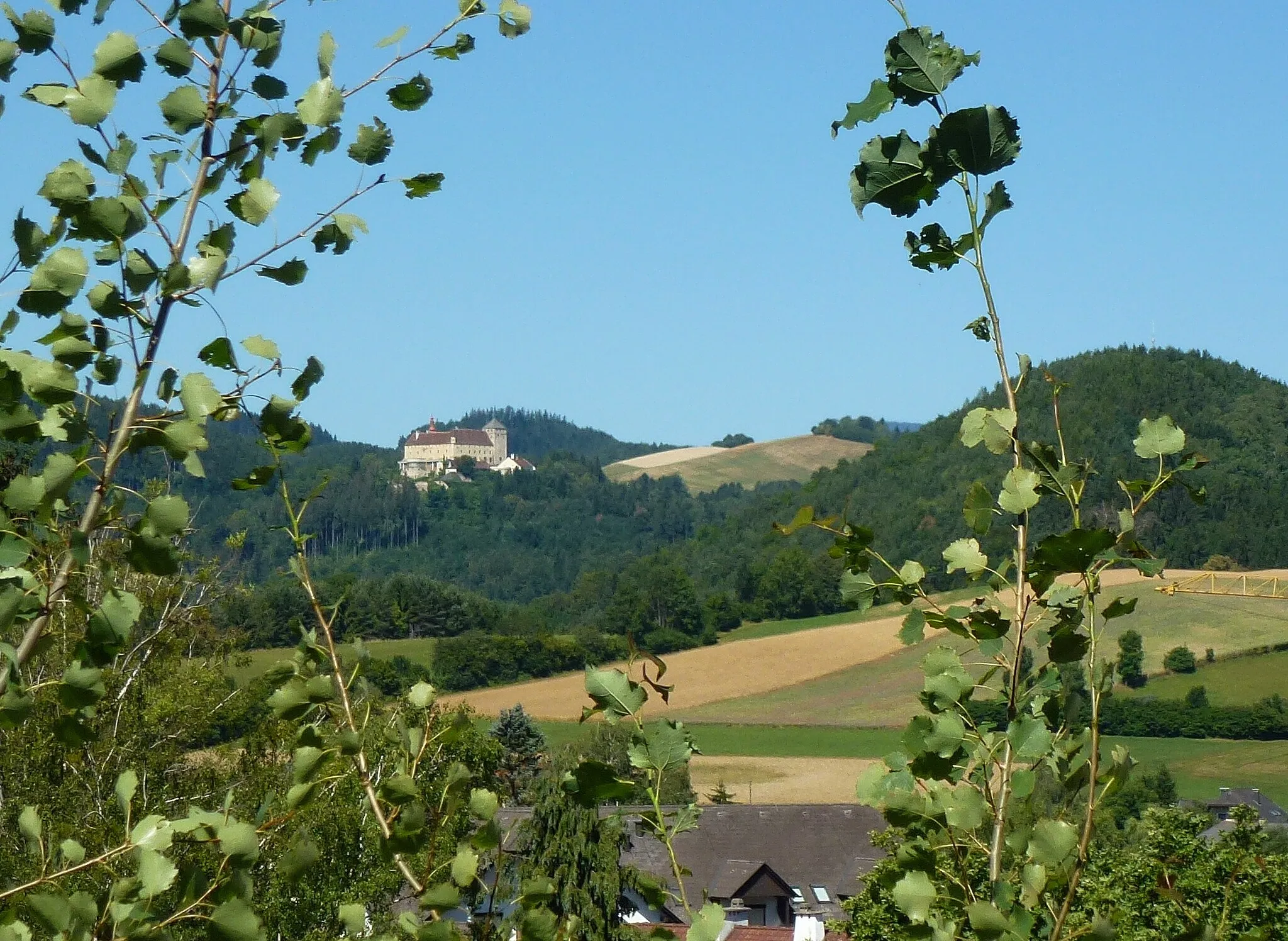 Photo showing: Schloss Krumbach, gesehen von Bad Schönau aus