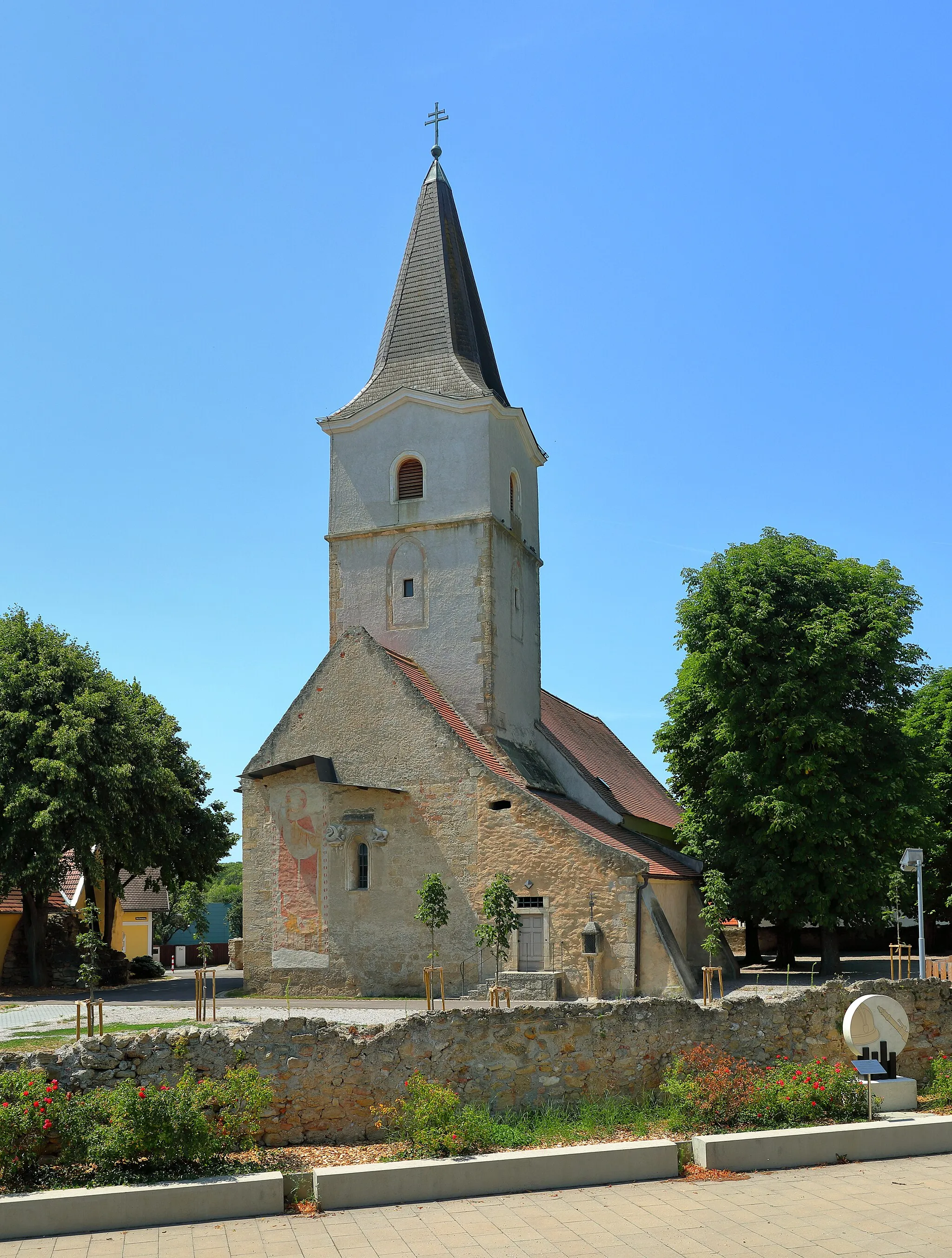 Photo showing: Parish church of St. Egyden am Steinfeld, Lower Austria.