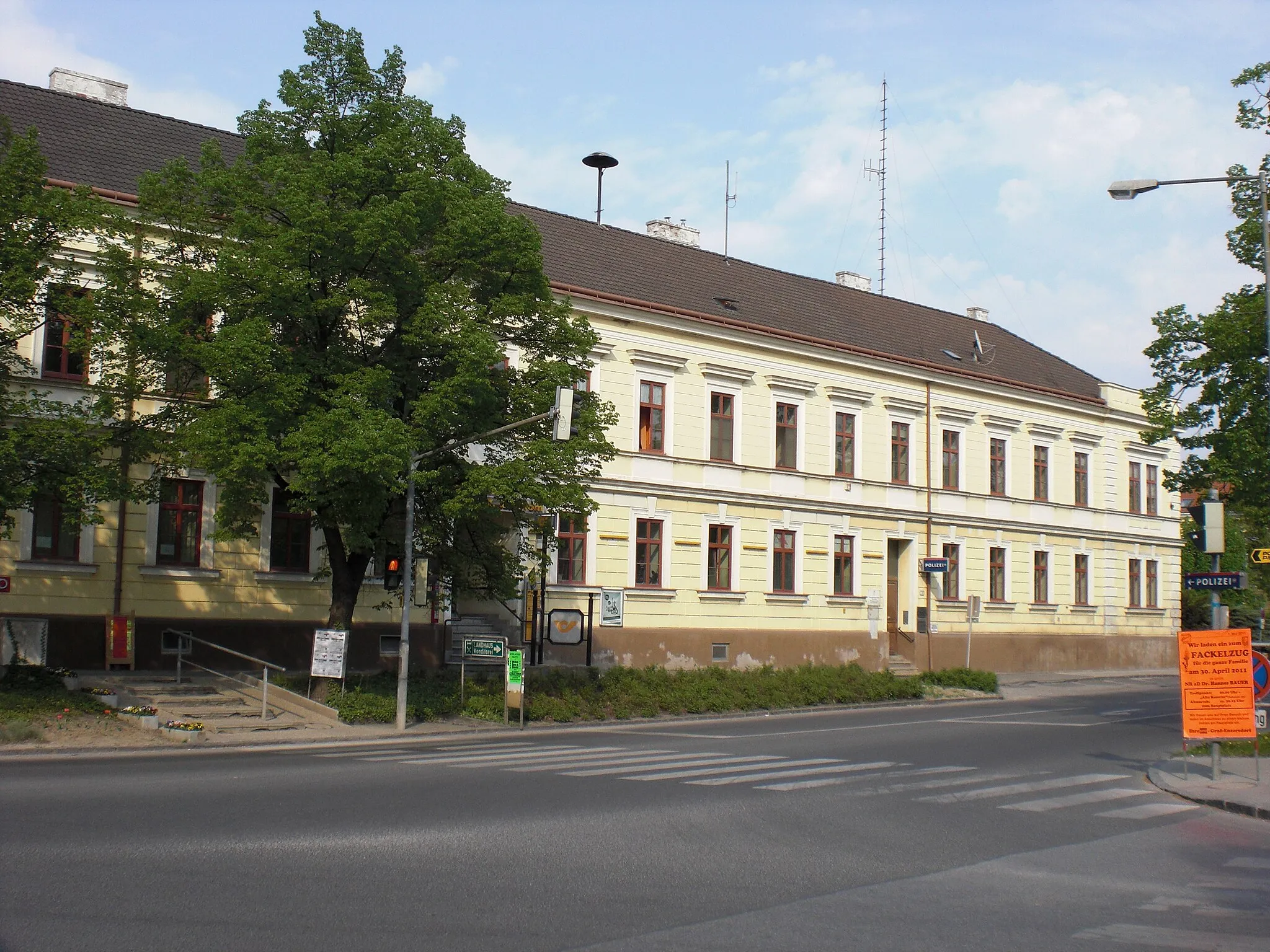 Photo showing: Municipality building, Groß-Enzersdorf, Lower Austria