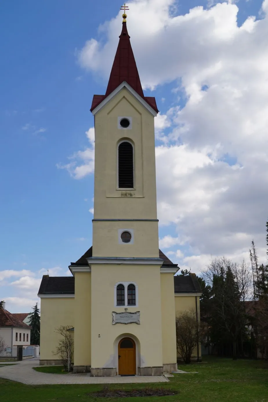 Photo showing: Pfarrkirche St. Nikolaus Kirchenturm in Velm