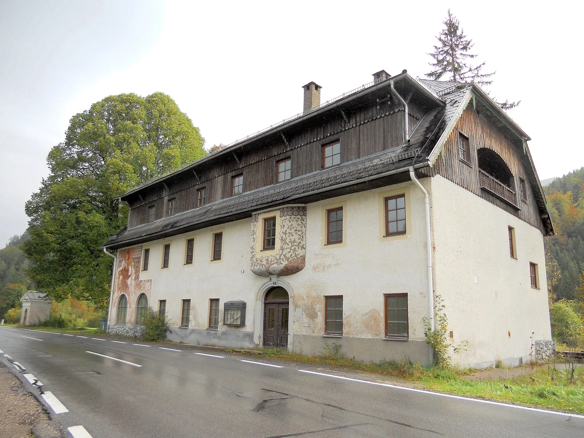 Photo showing: former "Hotel Marienwasserfall"