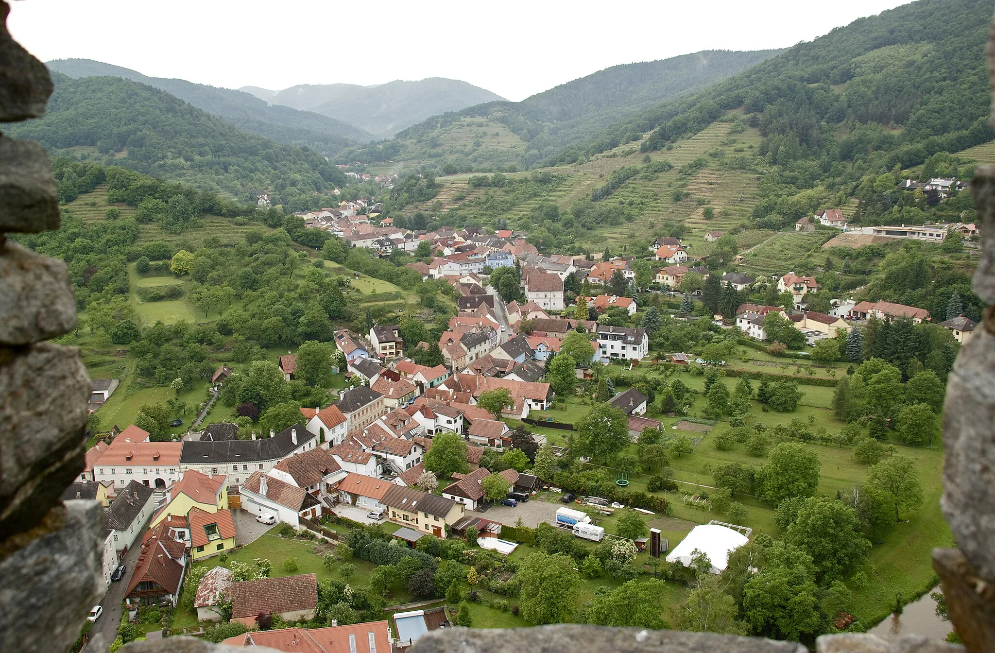 Photo showing: View of Senftenberg (Austria) from the castle ruin