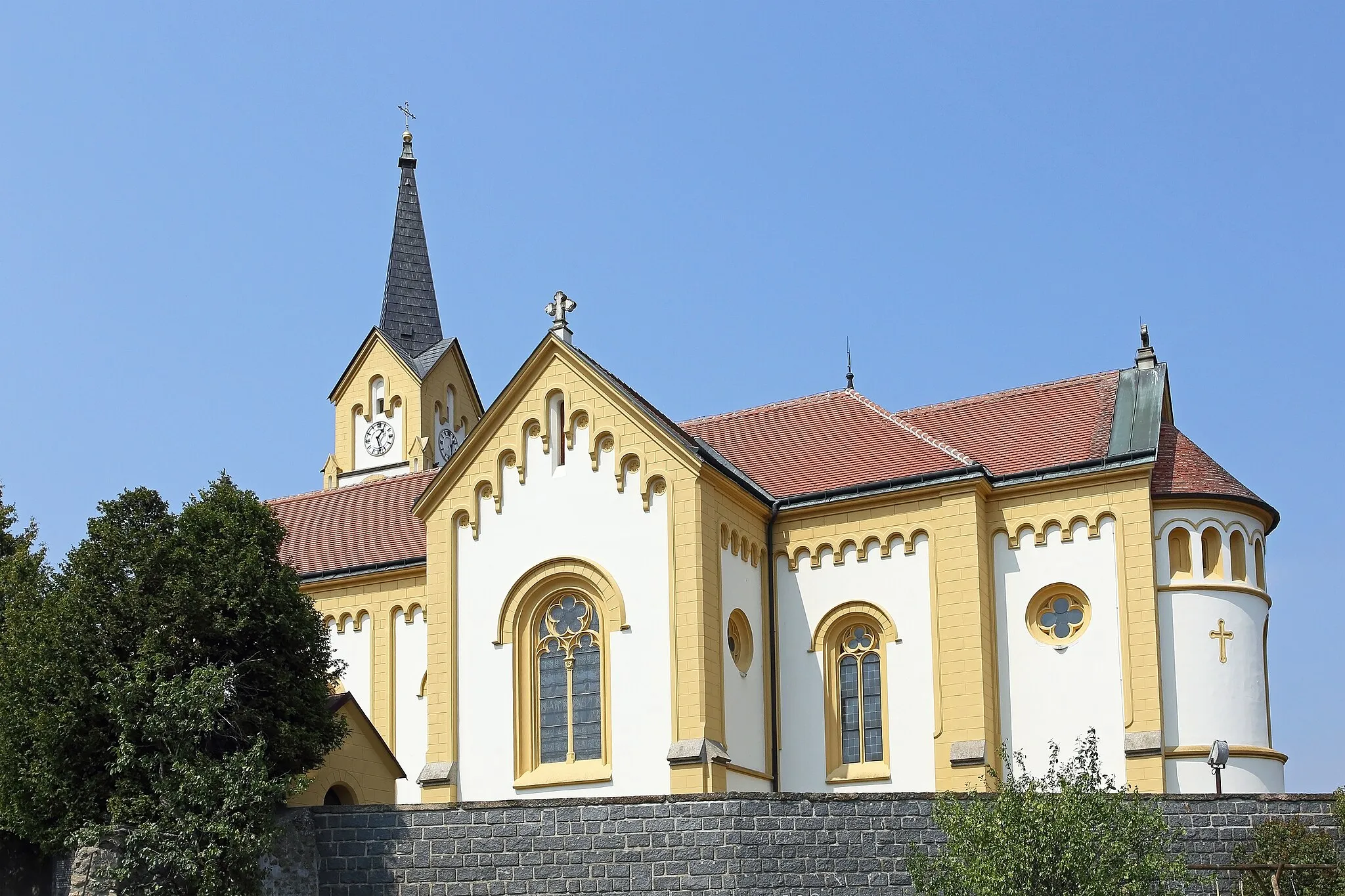 Photo showing: Kath. Pfarrkirche hl. Ägydius in Langschwarza