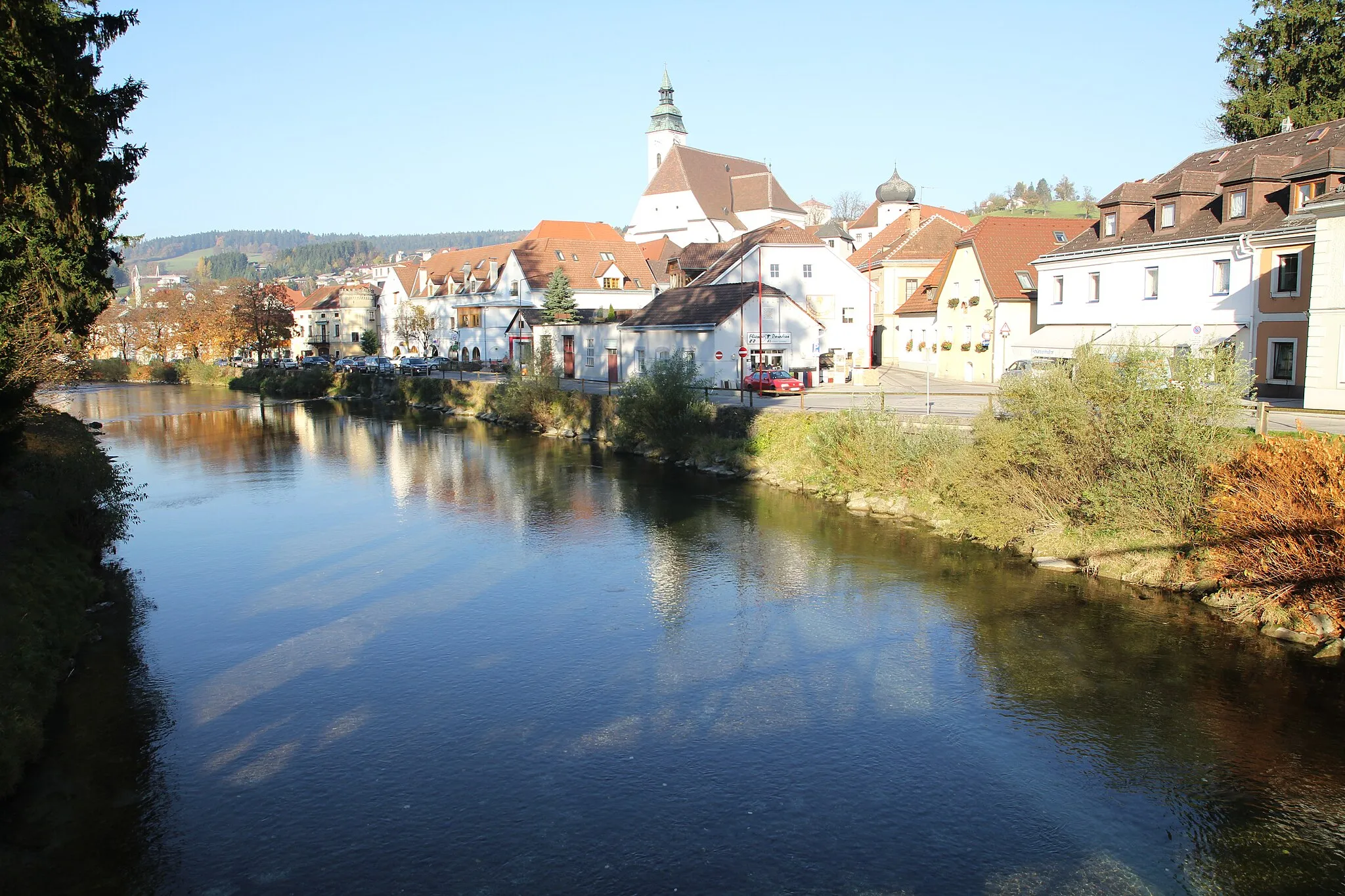 Photo showing: Altstadt von der Fußgängerbrücke