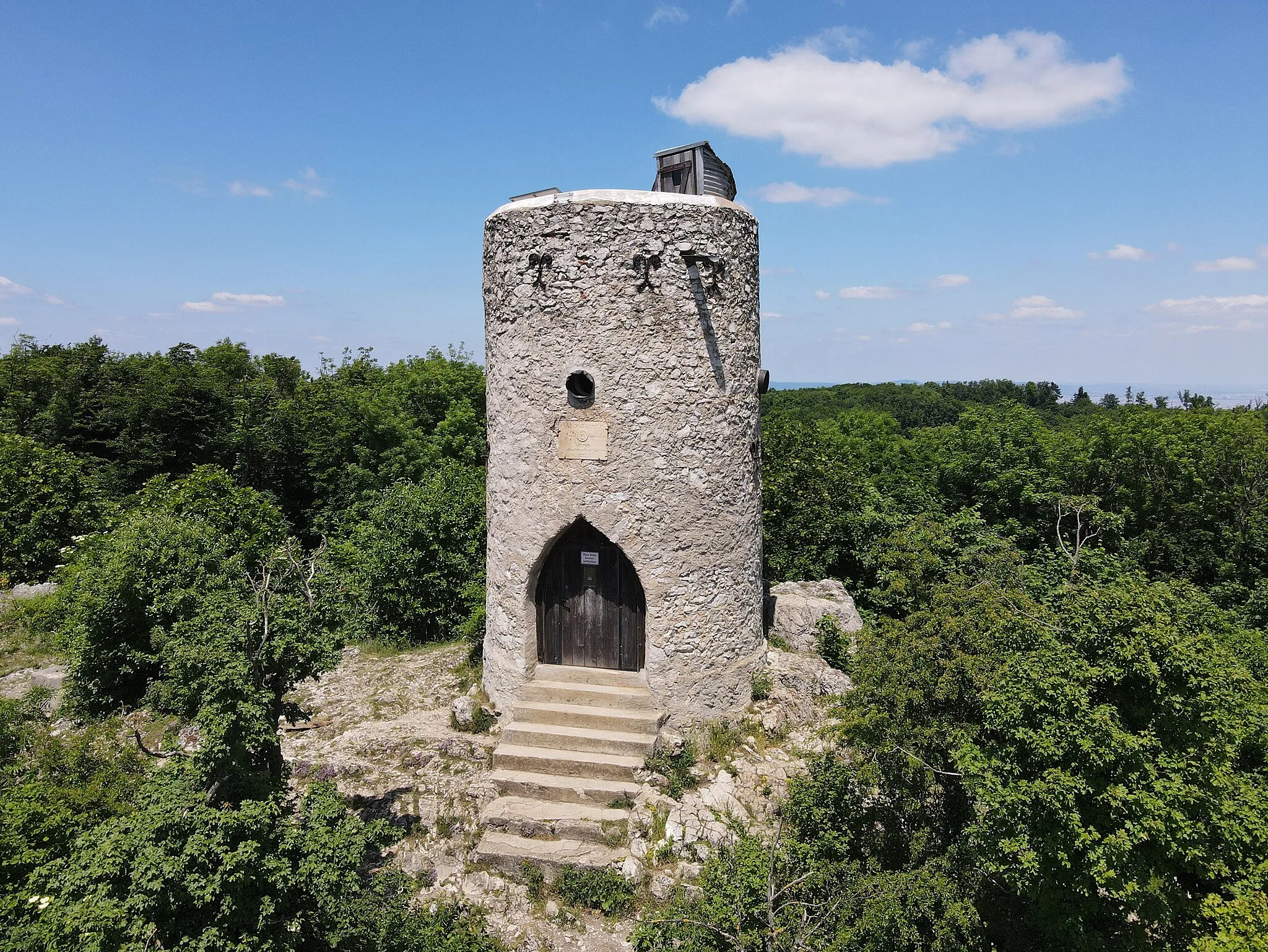 Photo showing: Observation tower on the Anninger, Lower Austria.