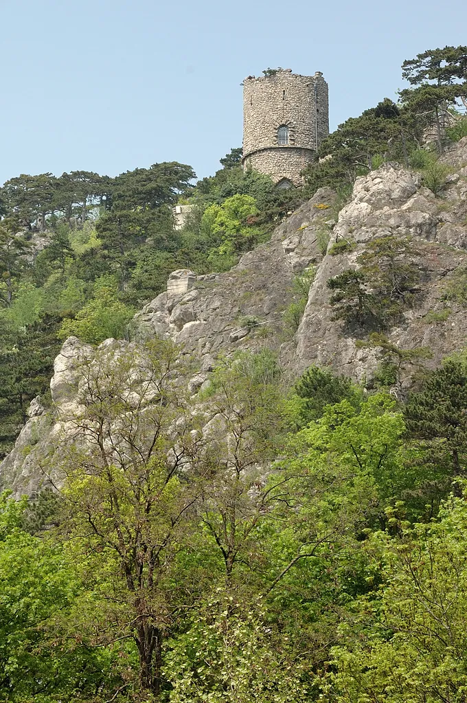 Photo showing: Künstliche Ruine, sog. Schwarzer Turm